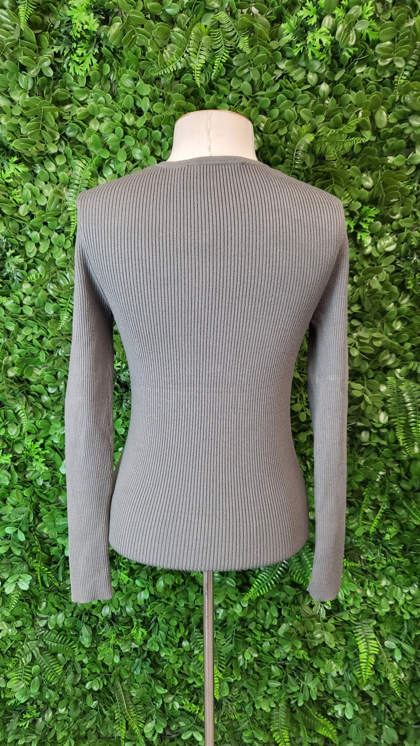 Decjuba Olive Ribbed Top (10)