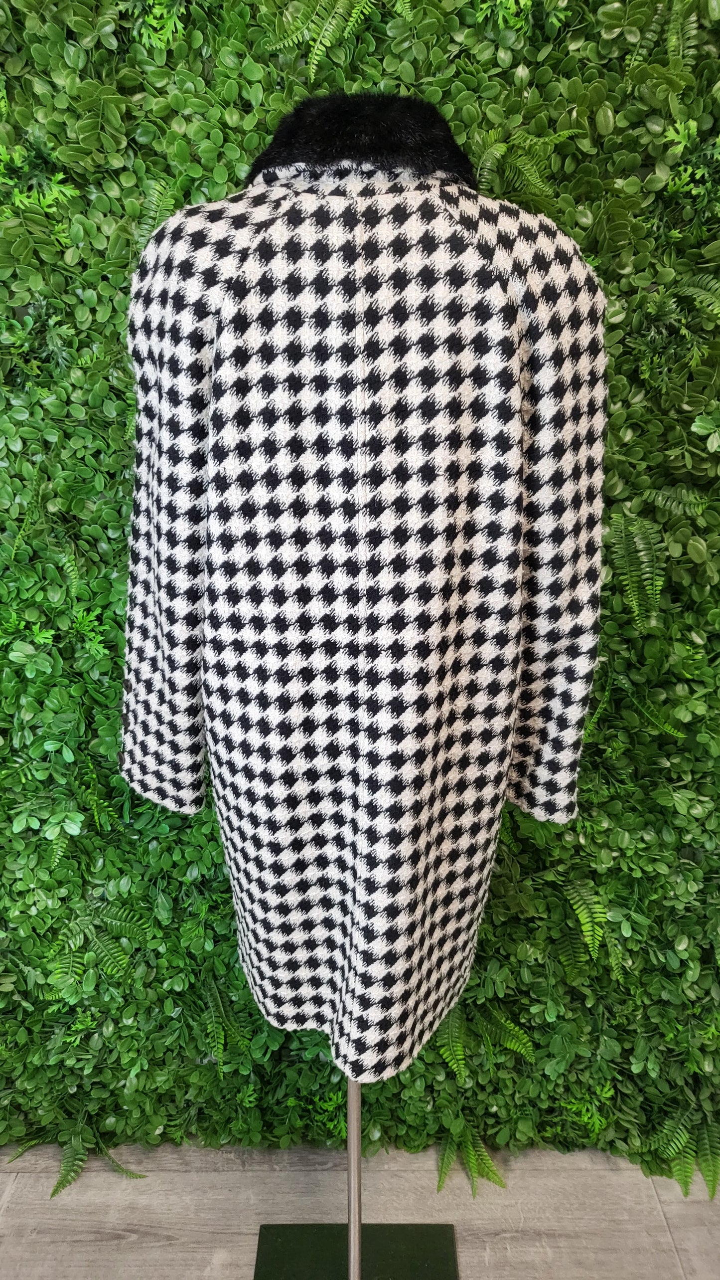 L'officiel Black/Cream Houndstooth Coat (14)