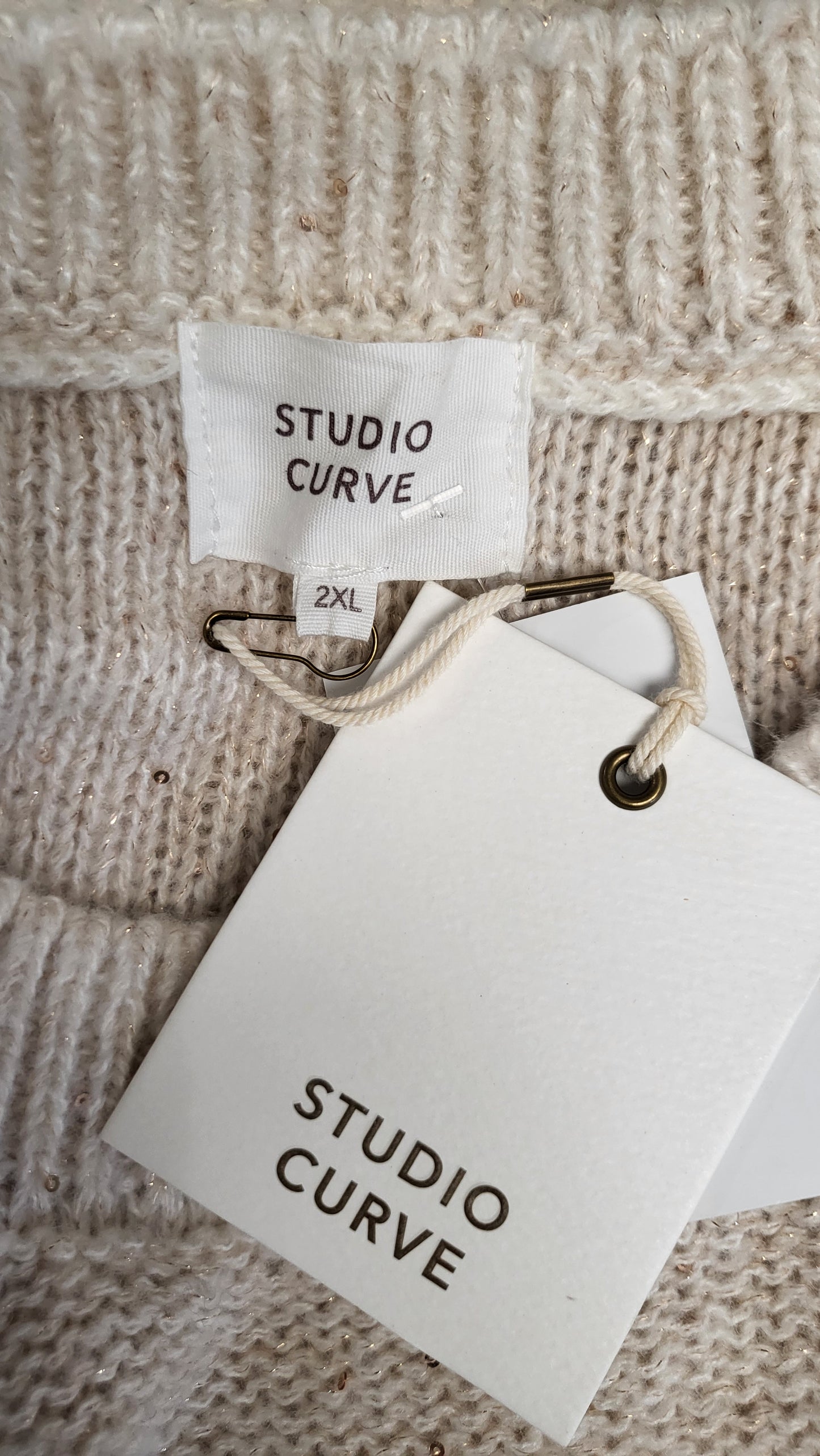 Studio Curve Cream Sparkle Knit BNWT (18-20)