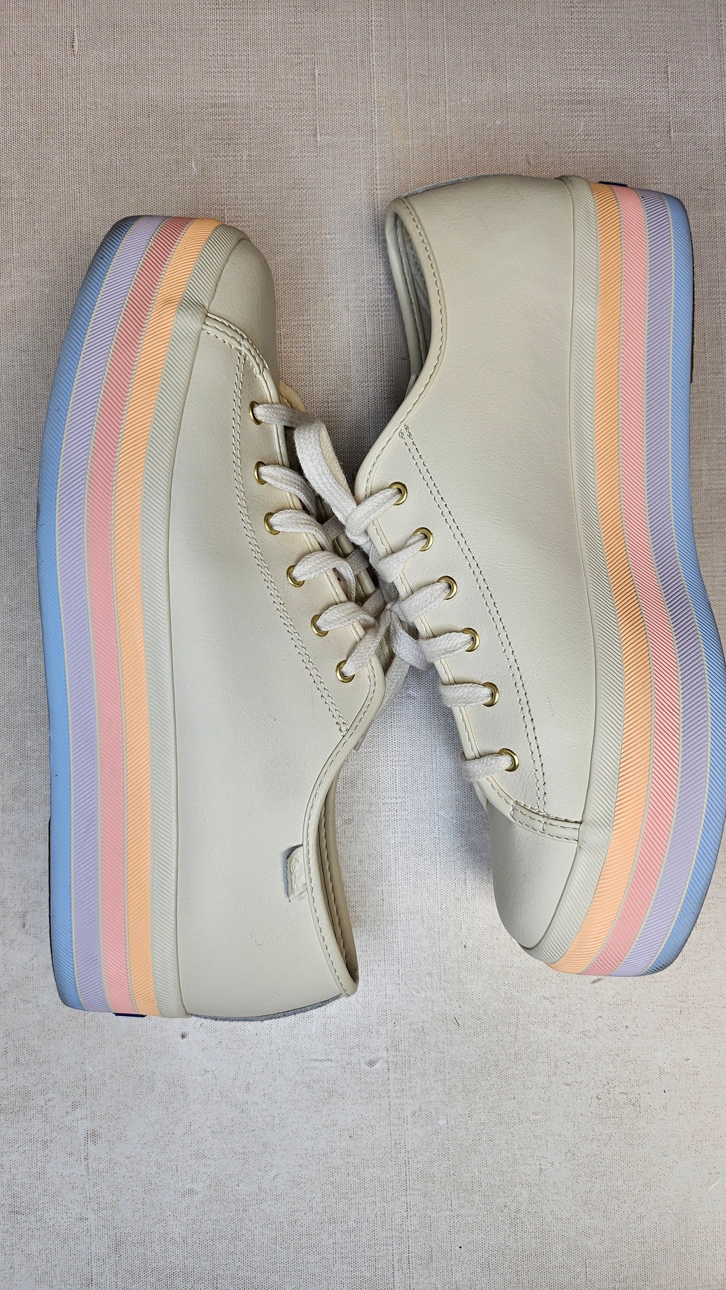 Keds Off White Triple Up Sneaker (42.5)