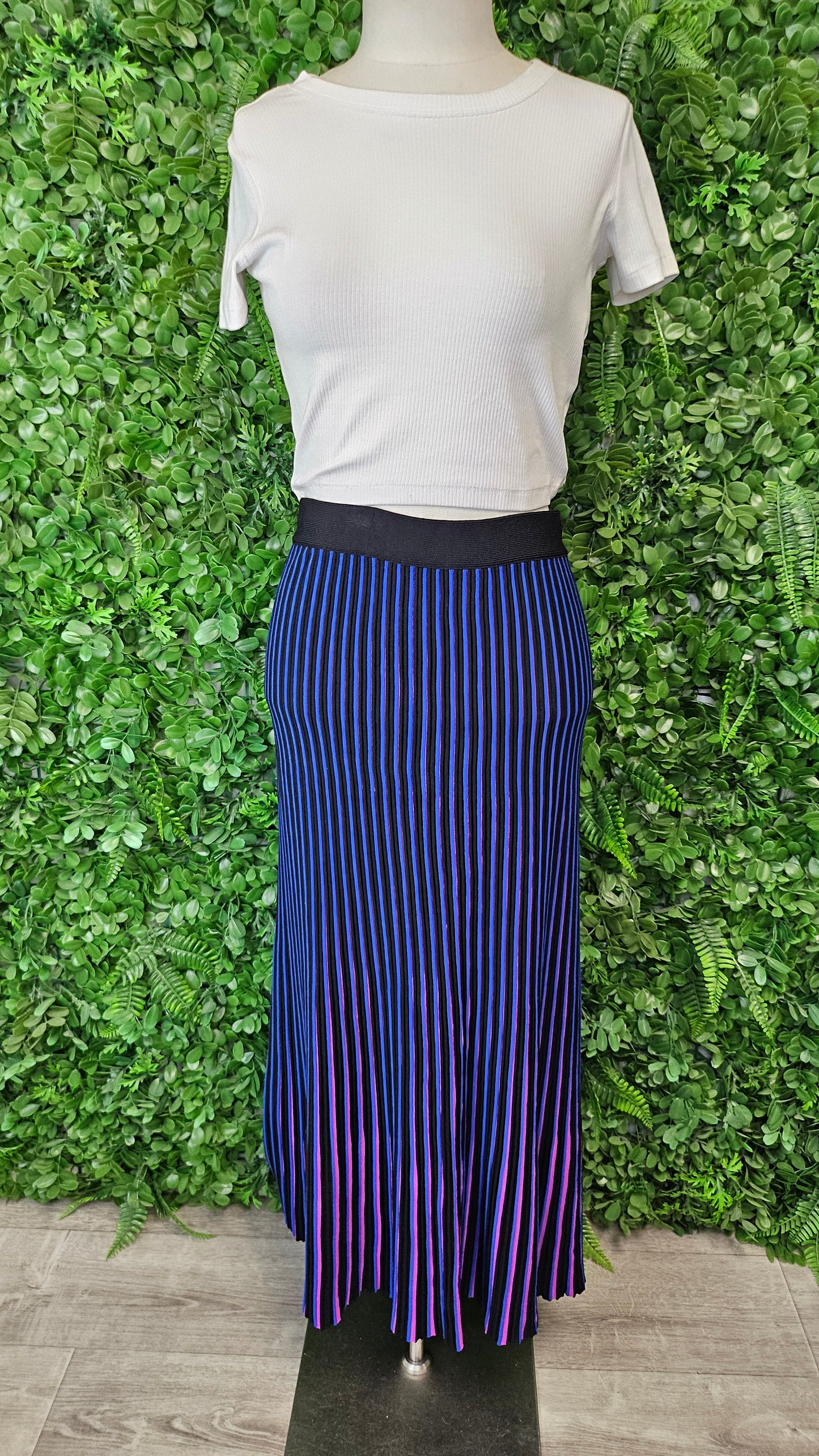 Blue Illusion Multi Stretch Pleat Skirt (10)