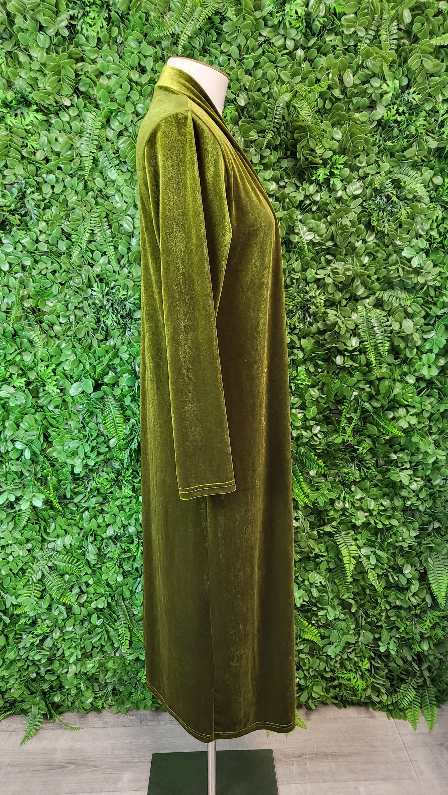 Max Green Velvet Duster Coat (12)