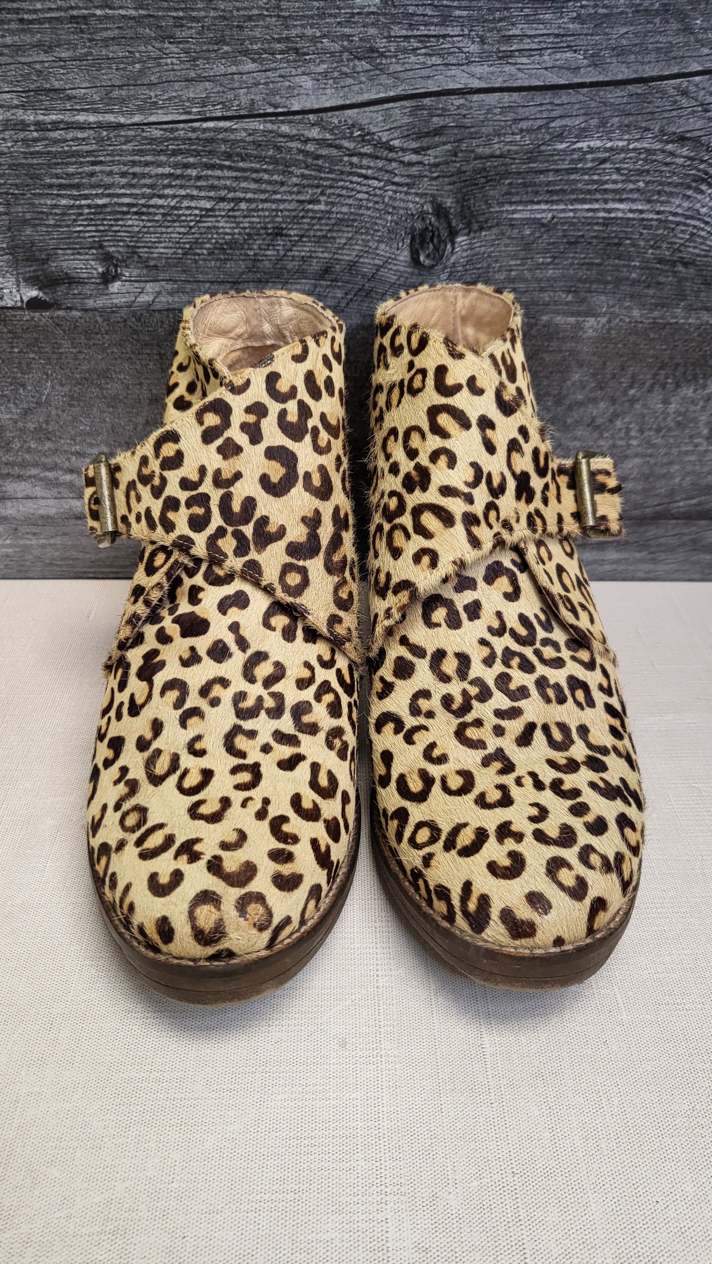 Ernest Wyler  Leopard Print Bootie (39)