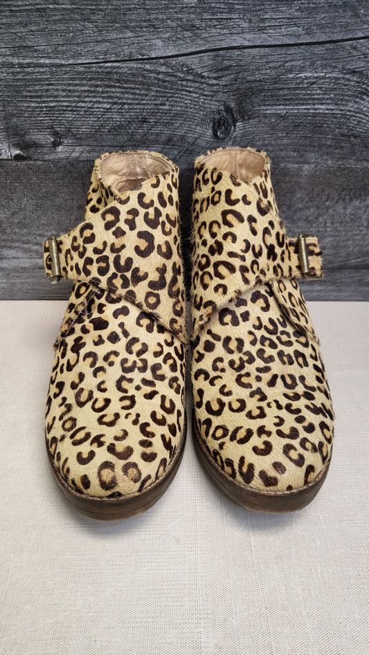 Ernest Wyler  Leopard Print Bootie (39)