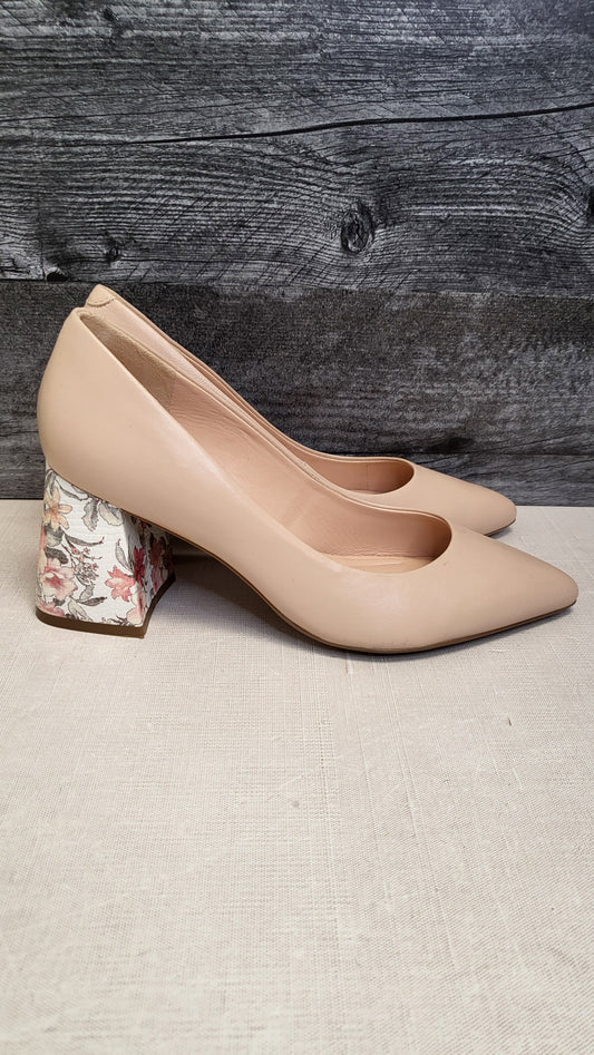 Capelli Rossi Nude Flared Heel As New (38)