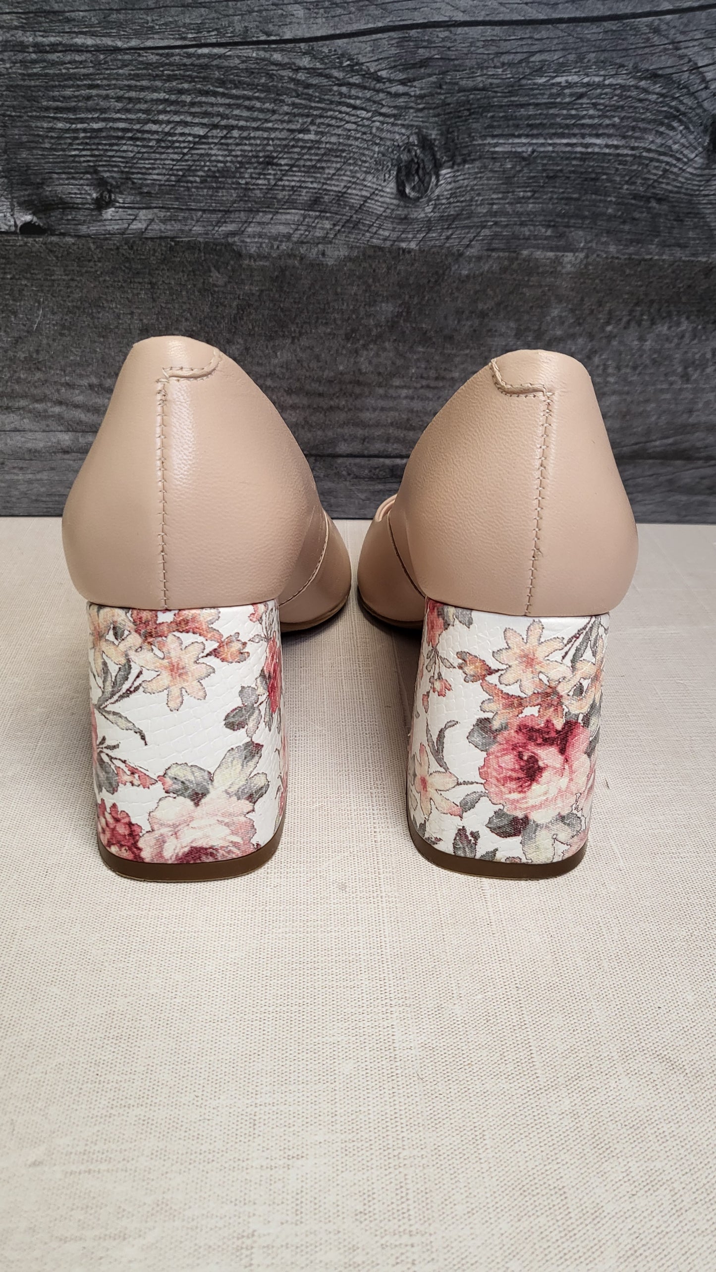 Capelli Rossi Nude Flared Heel As New (38)