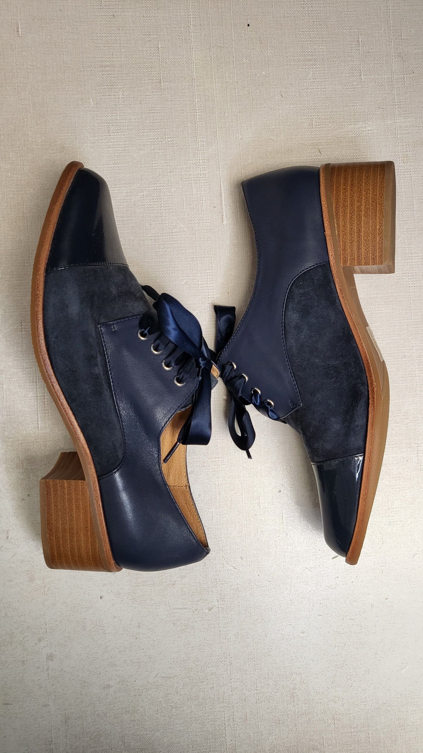 Isabella Anselmi Blue Lace Up Brogue (39)