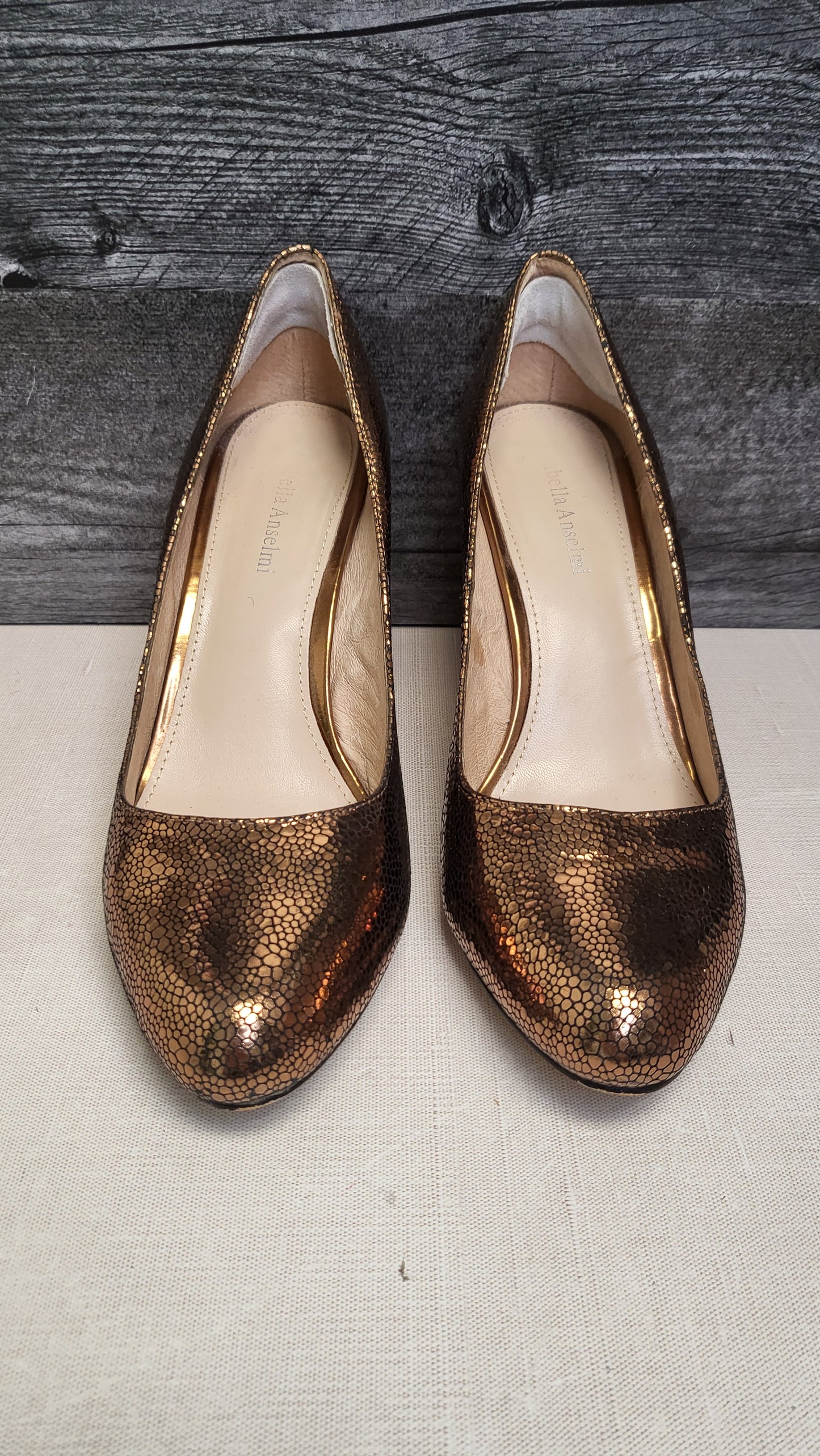 Isabella Anselmi  Metallic Bronze Heel (40)