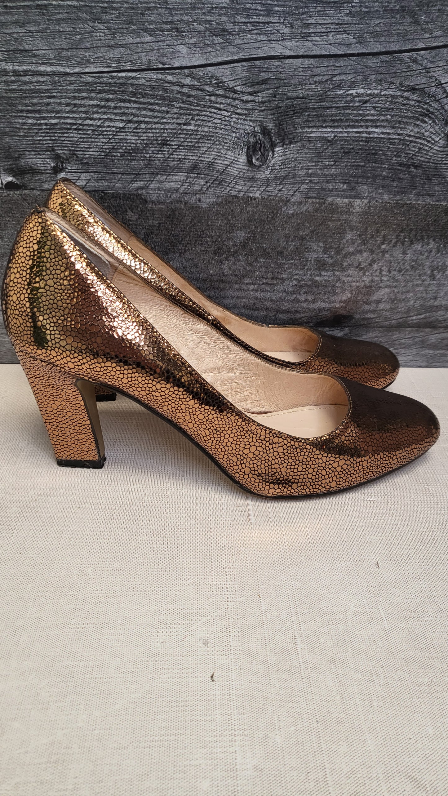 Isabella Anselmi  Metallic Bronze Heel (40)