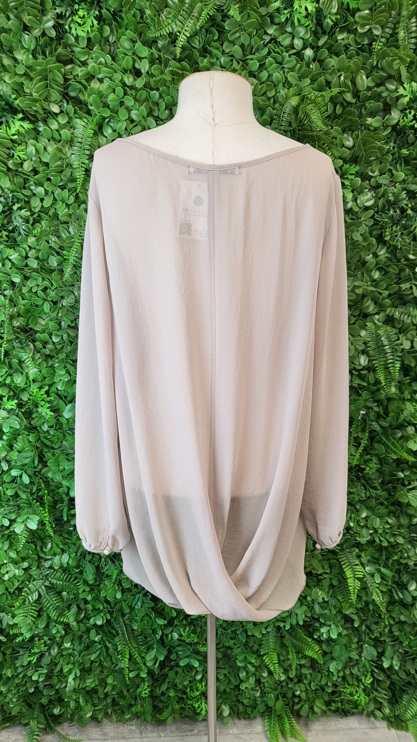 IvyBlu Taupe Floaty Top (14)