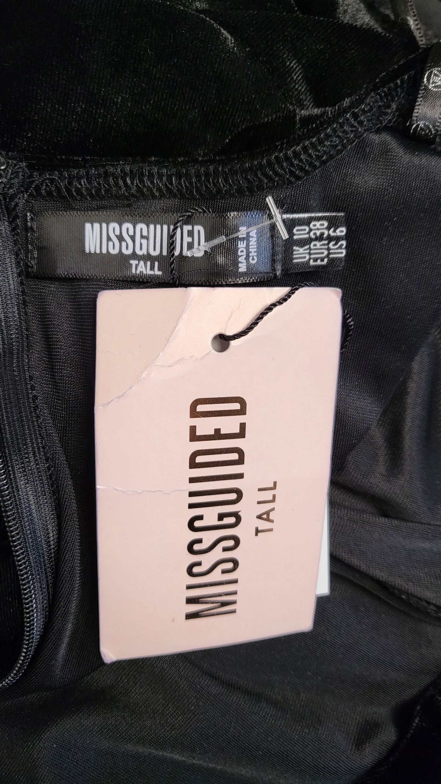 Misguided Black Velvet Dress BNWT (10)
