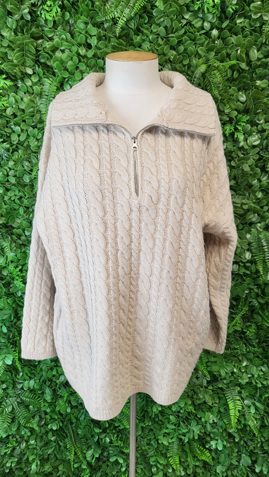 White Closet Natural Cable Knit (12)