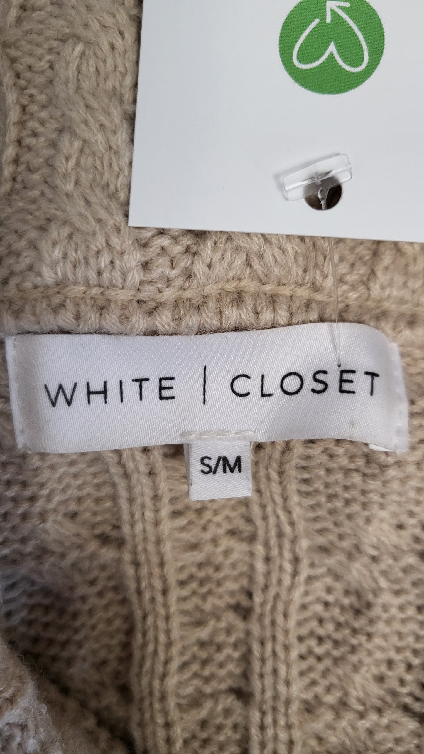White Closet Natural Cable Knit (12)