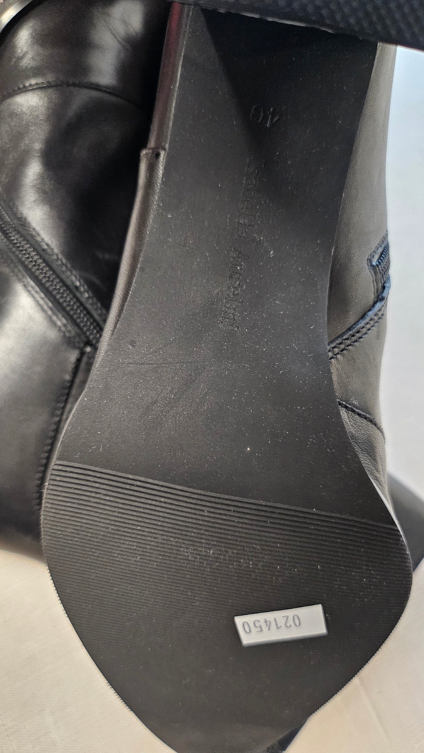 Isabella Anselmi Black Flared Heel Boot (40)