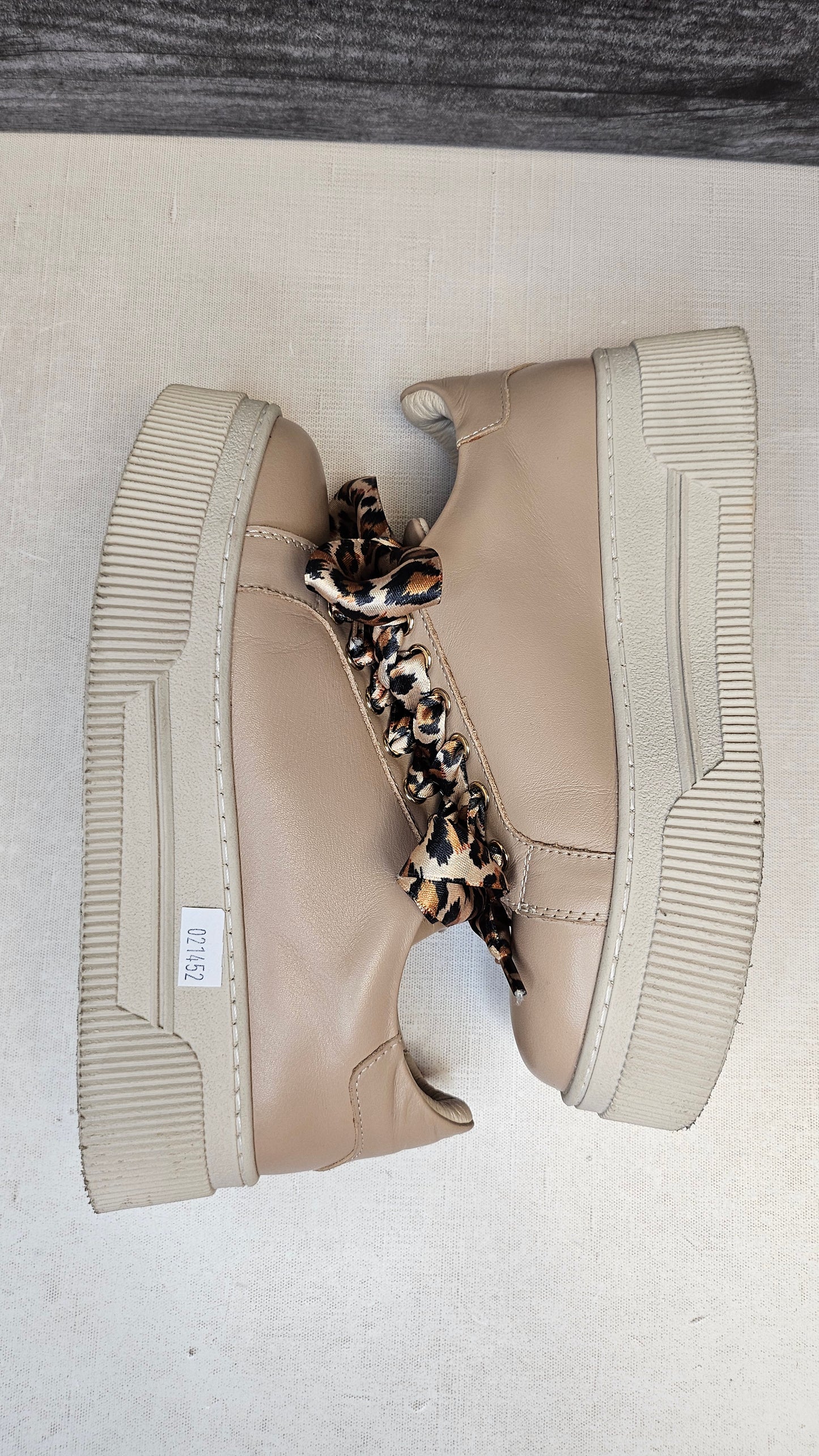 Eternal Nude Platform Sneakers (36)