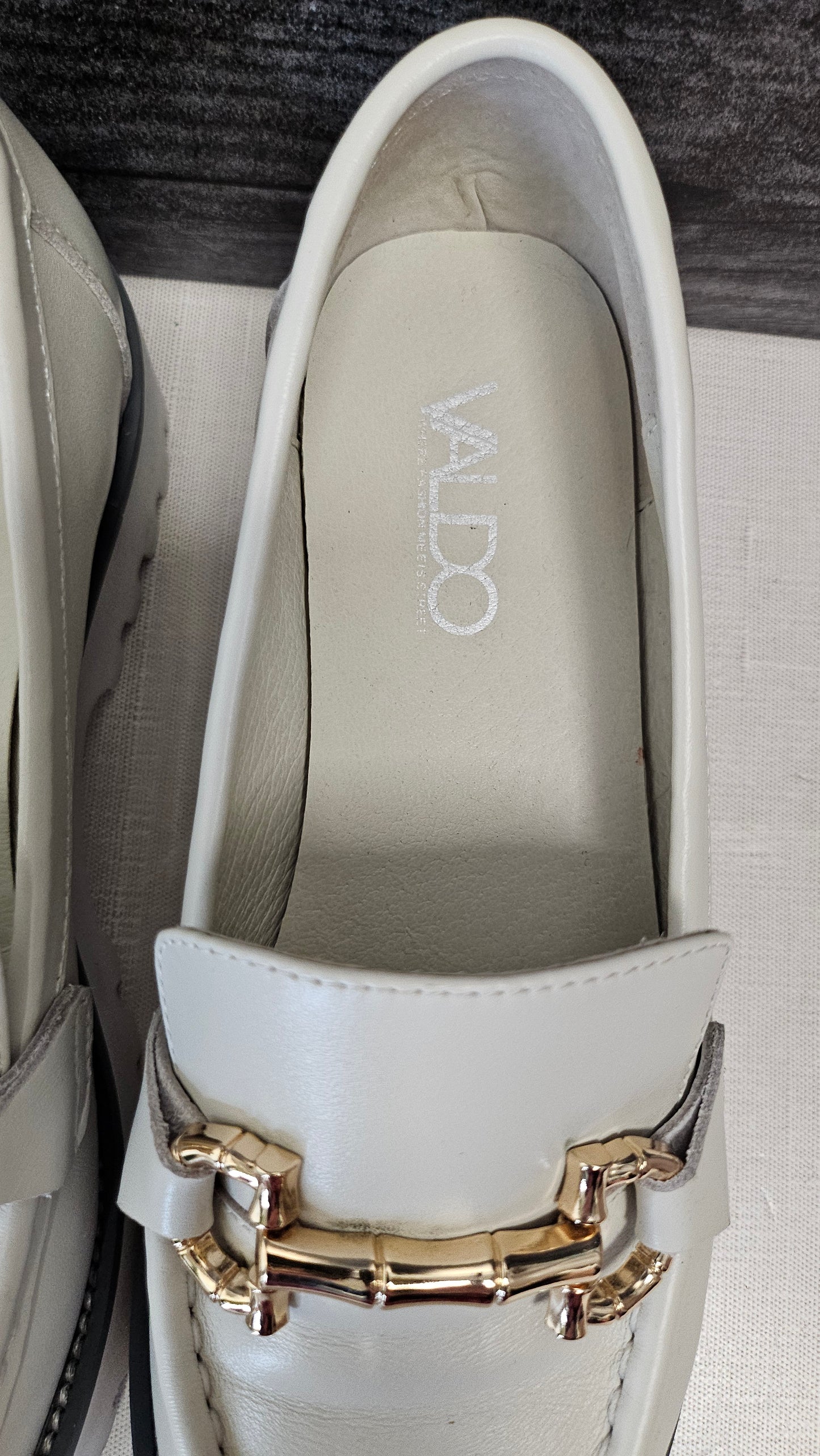 Valdo Stone Loafer As New (37)