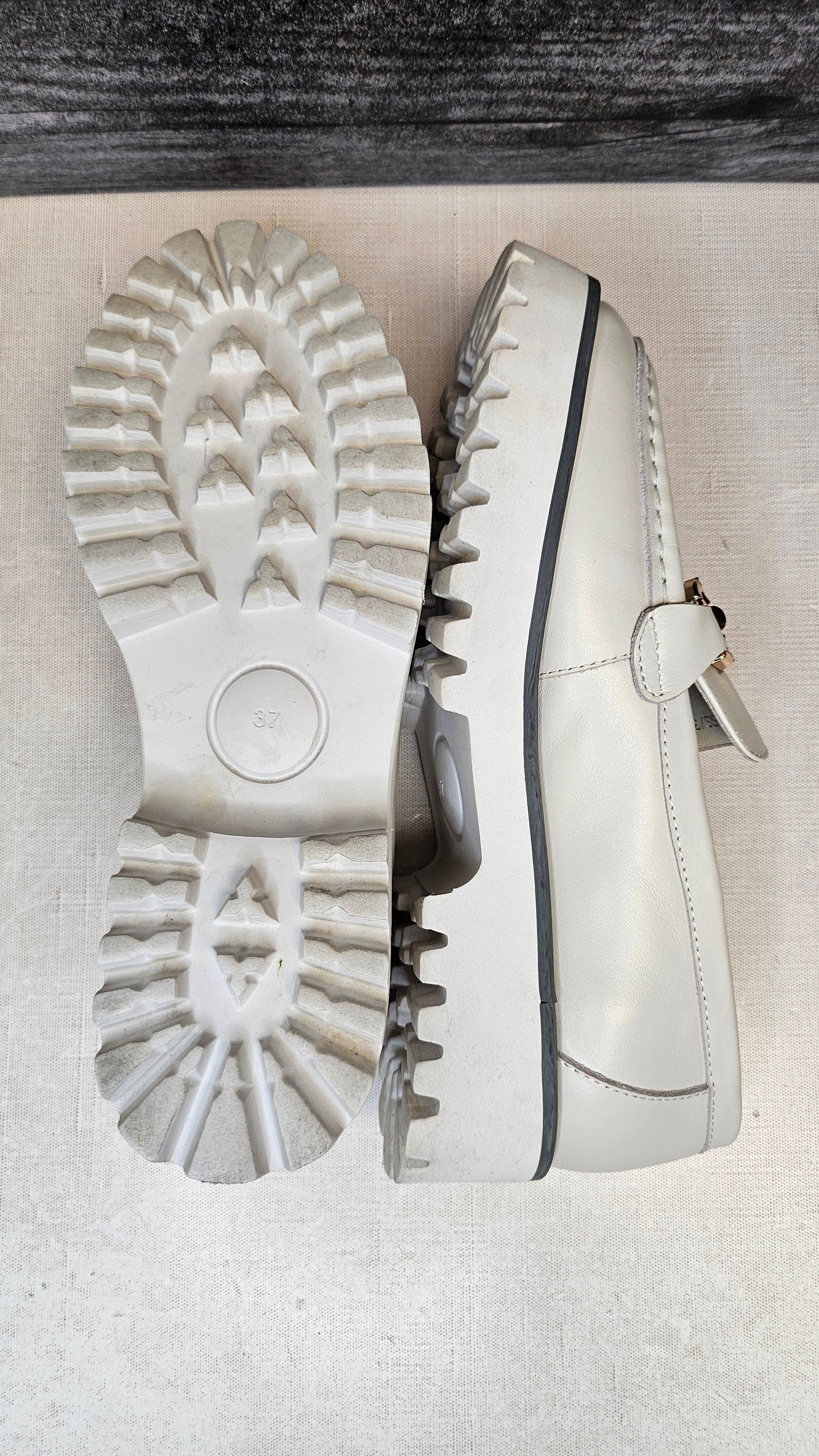 Valdo Stone Loafer As New (37)