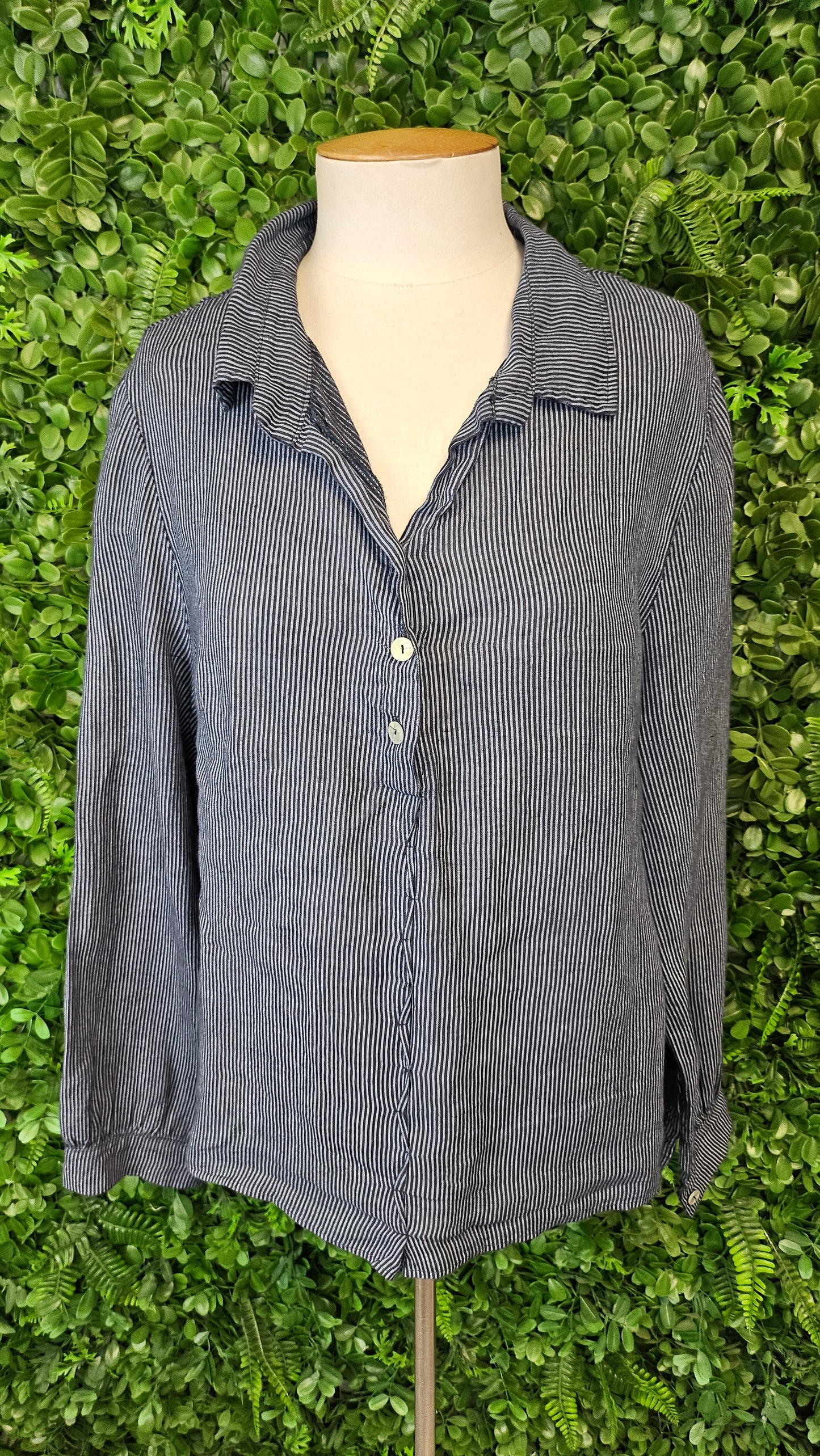 Made In Italy Blue Linen Shirt (10)