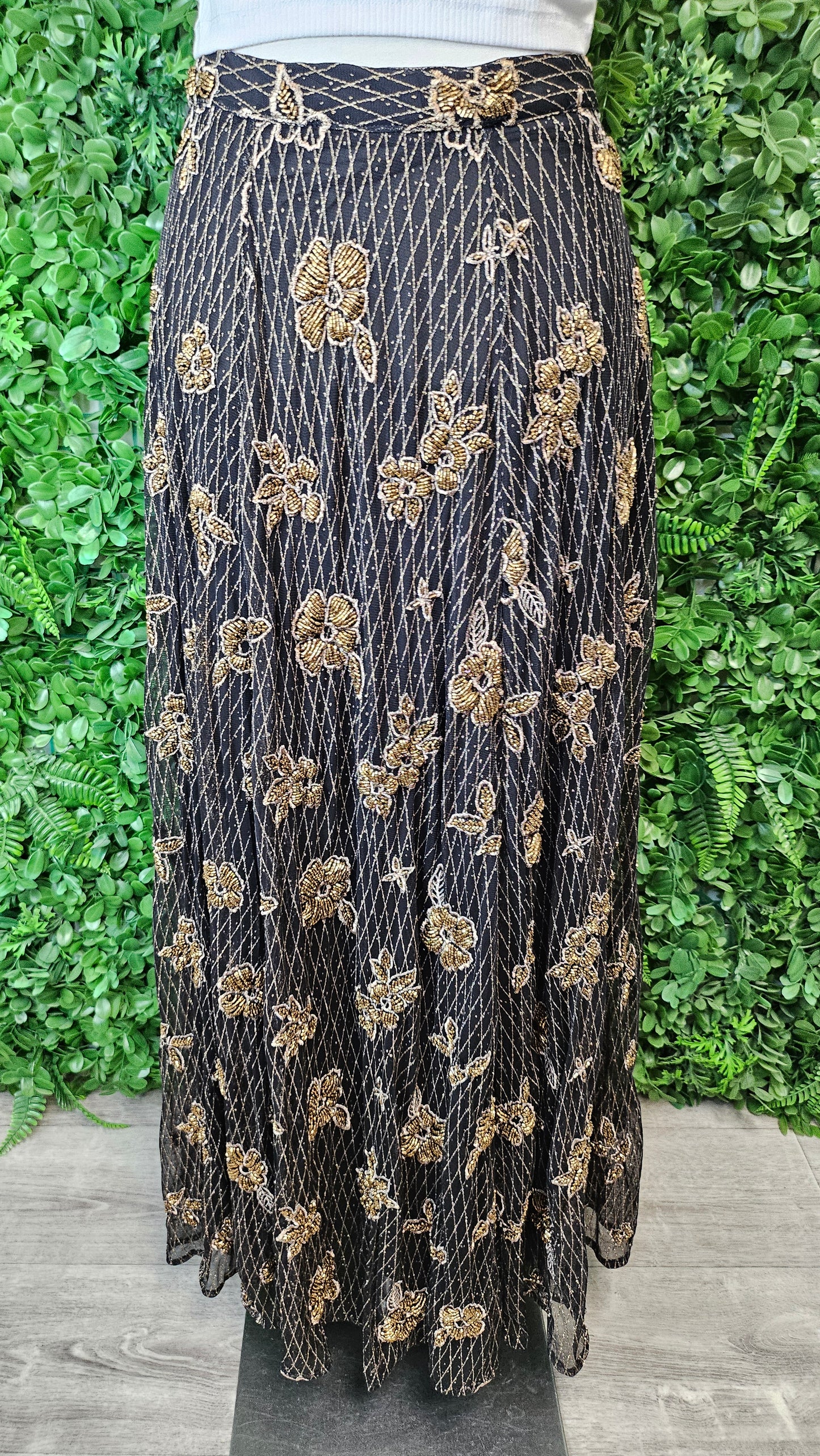 Zara Black/Gold Embroidered Skirt (10)