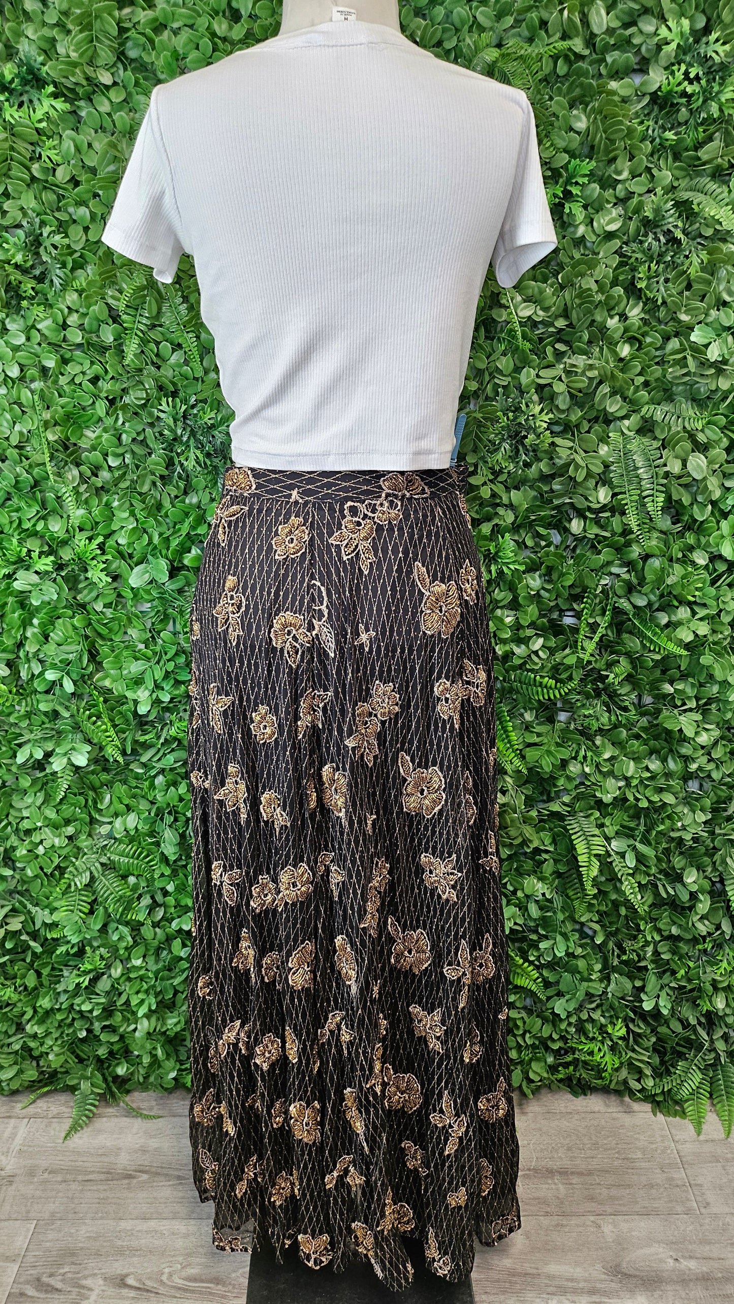 Zara Black/Gold Embroidered Skirt (10)