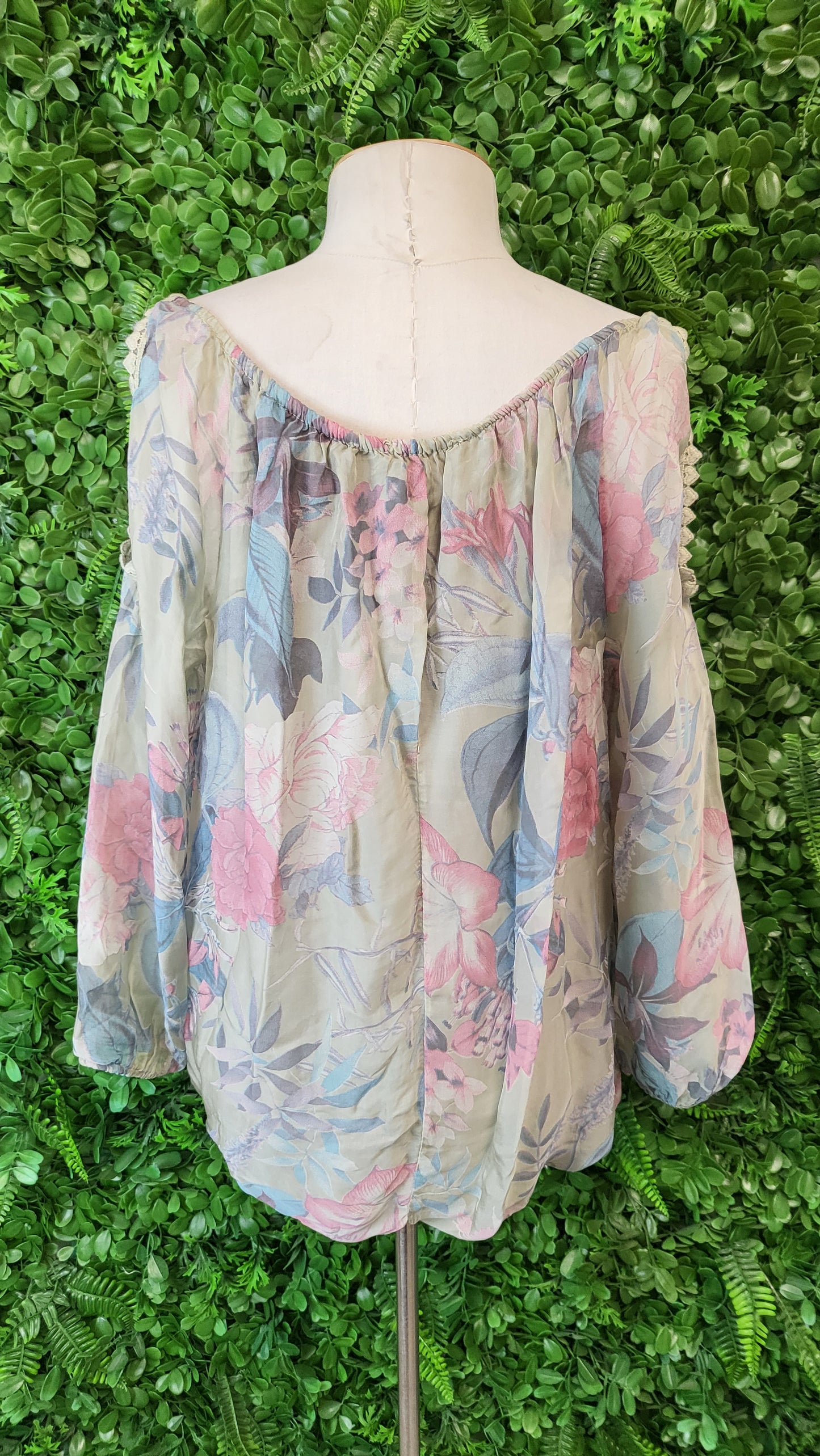 Made In Italy Green Floral Silk Top (14)
