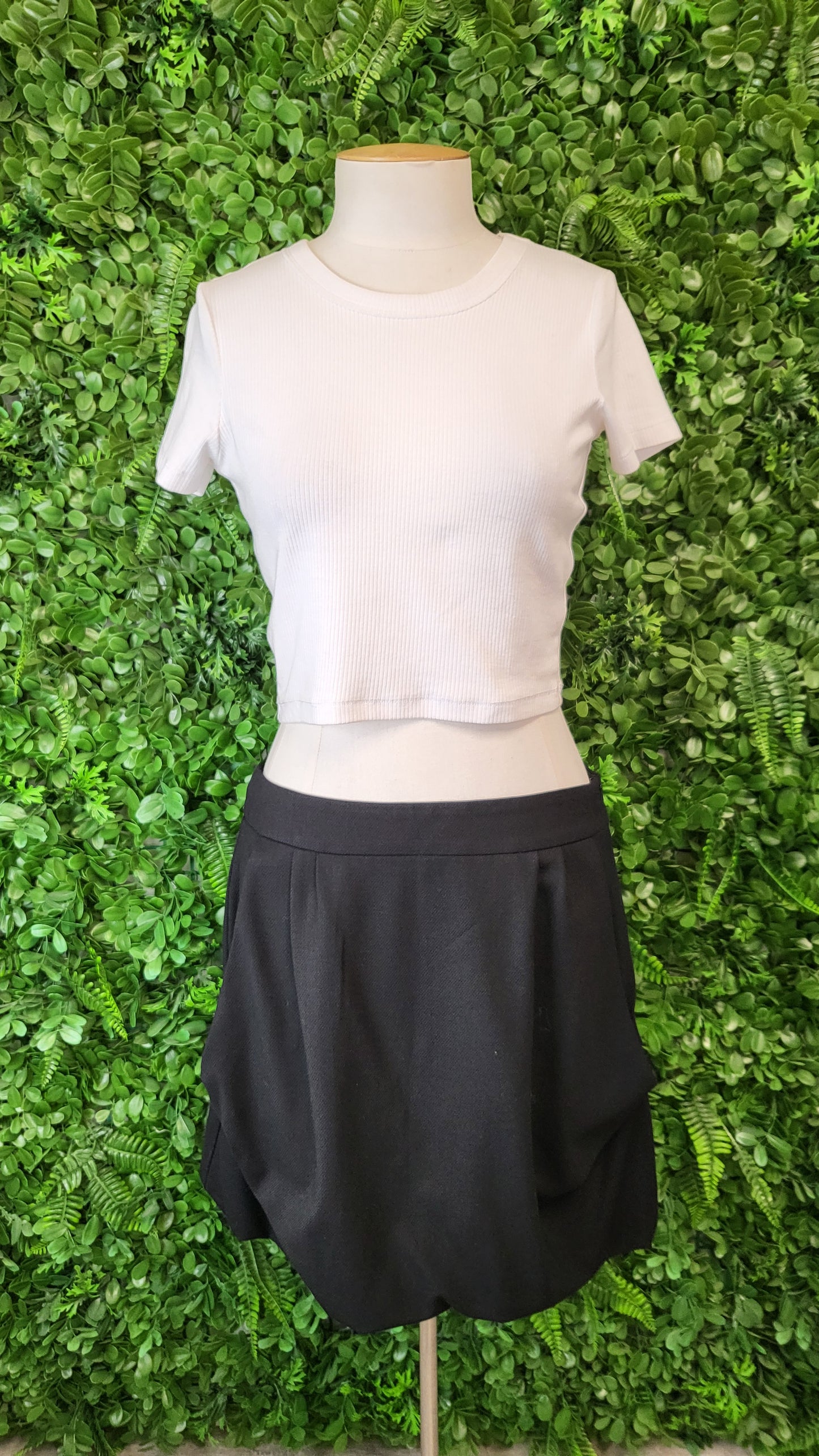 Moochi Black Mini Puff Skirt (10)