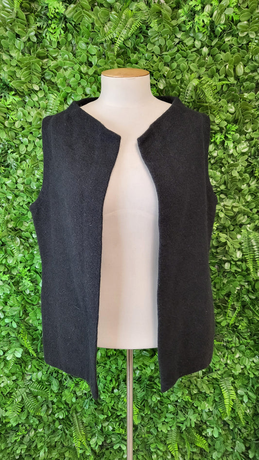 Newport Studio Black Wool Gilet (10)