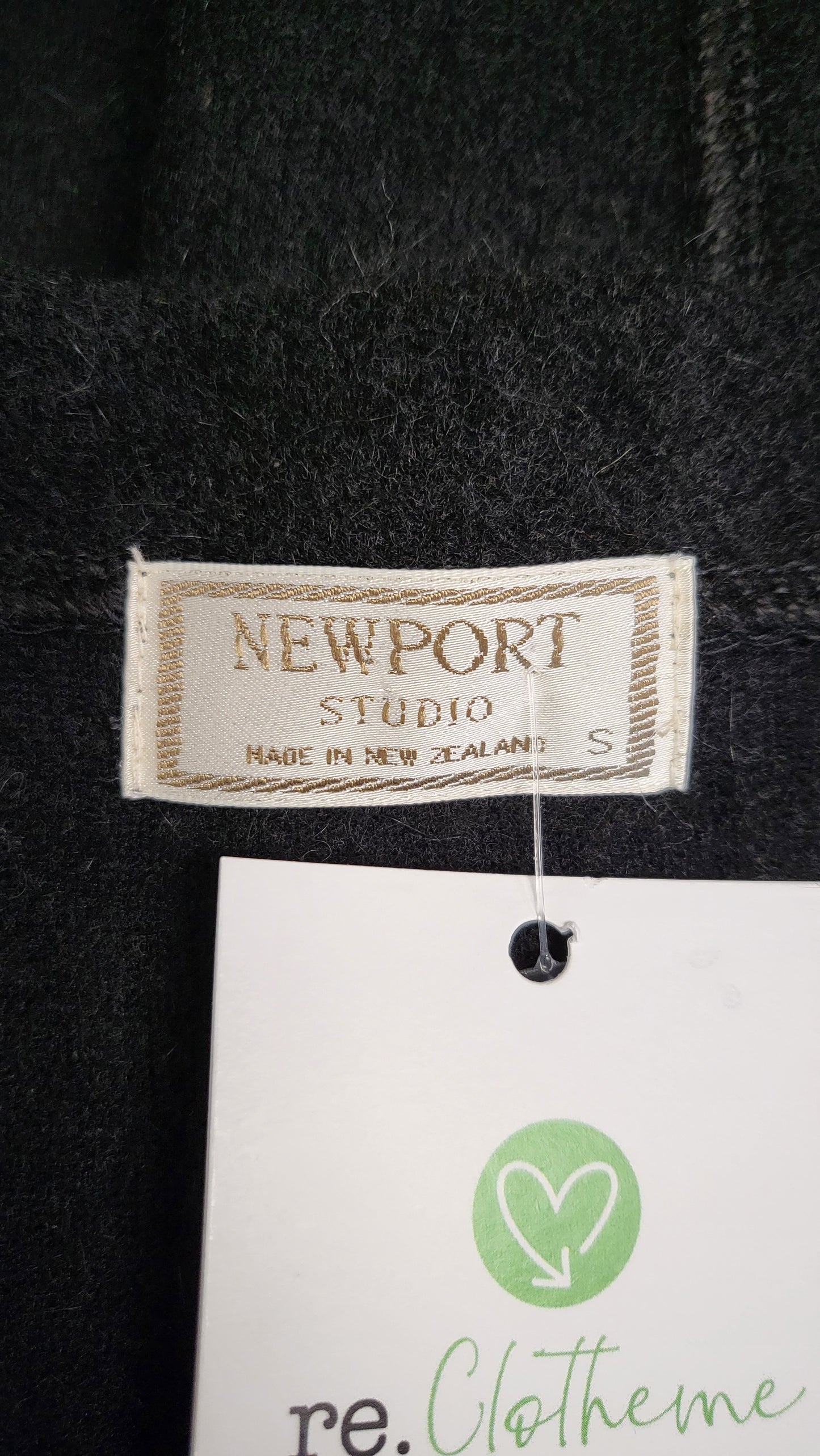 Newport Studio Black Wool Gilet (10)