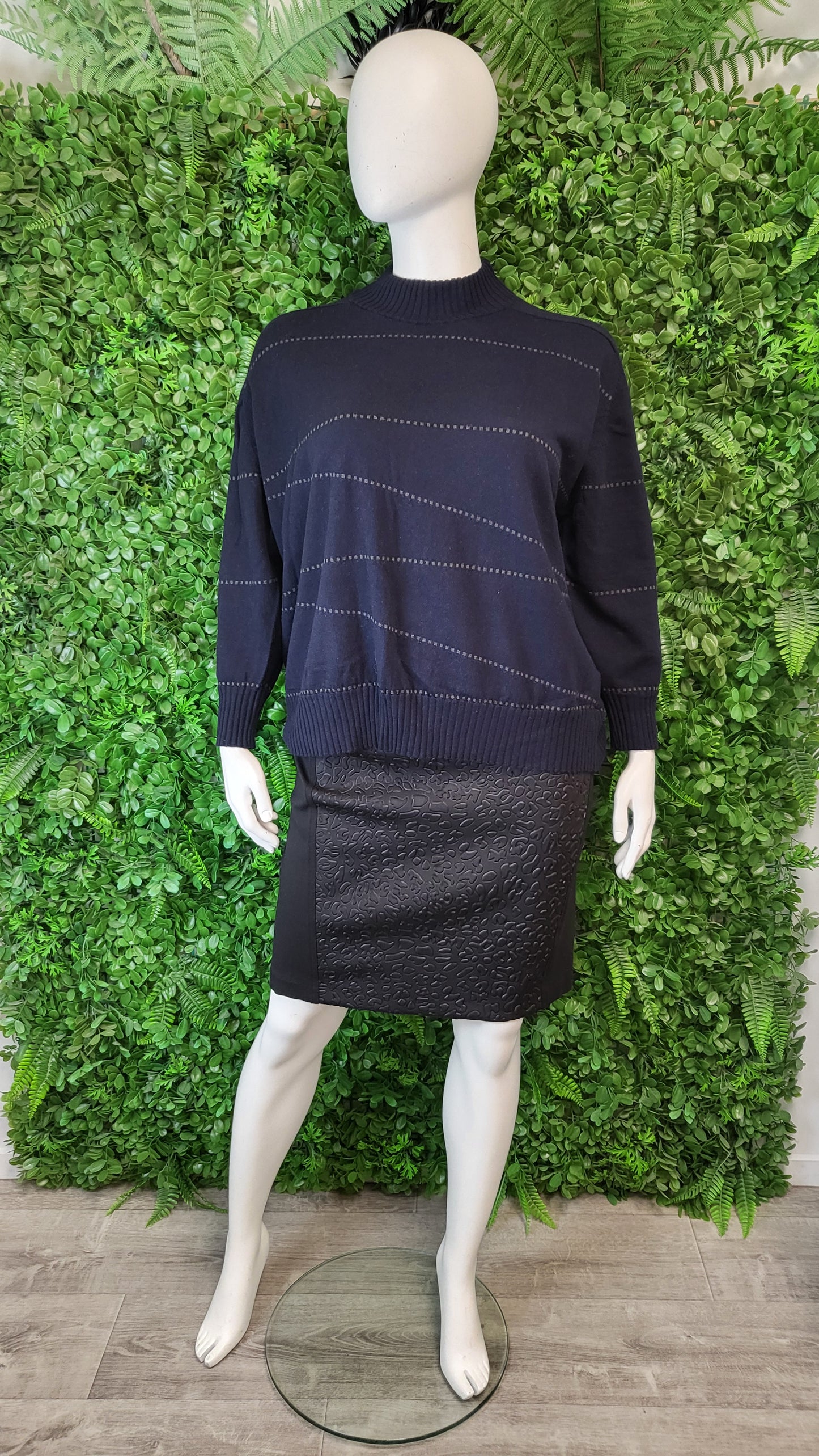 Non Navy Merino Blend (16)