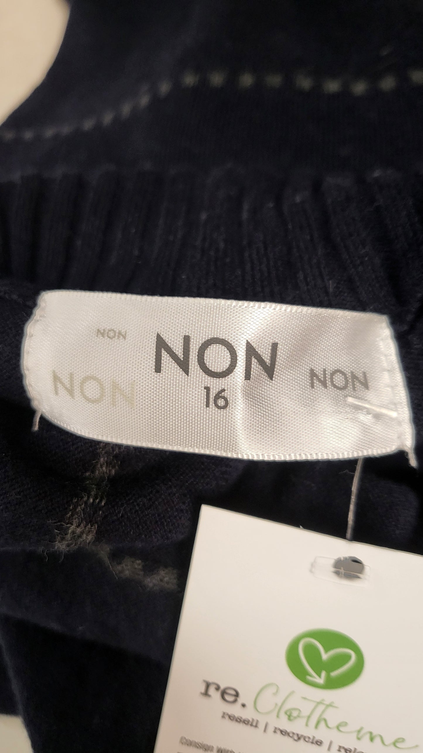 Non Navy Merino Blend (16)