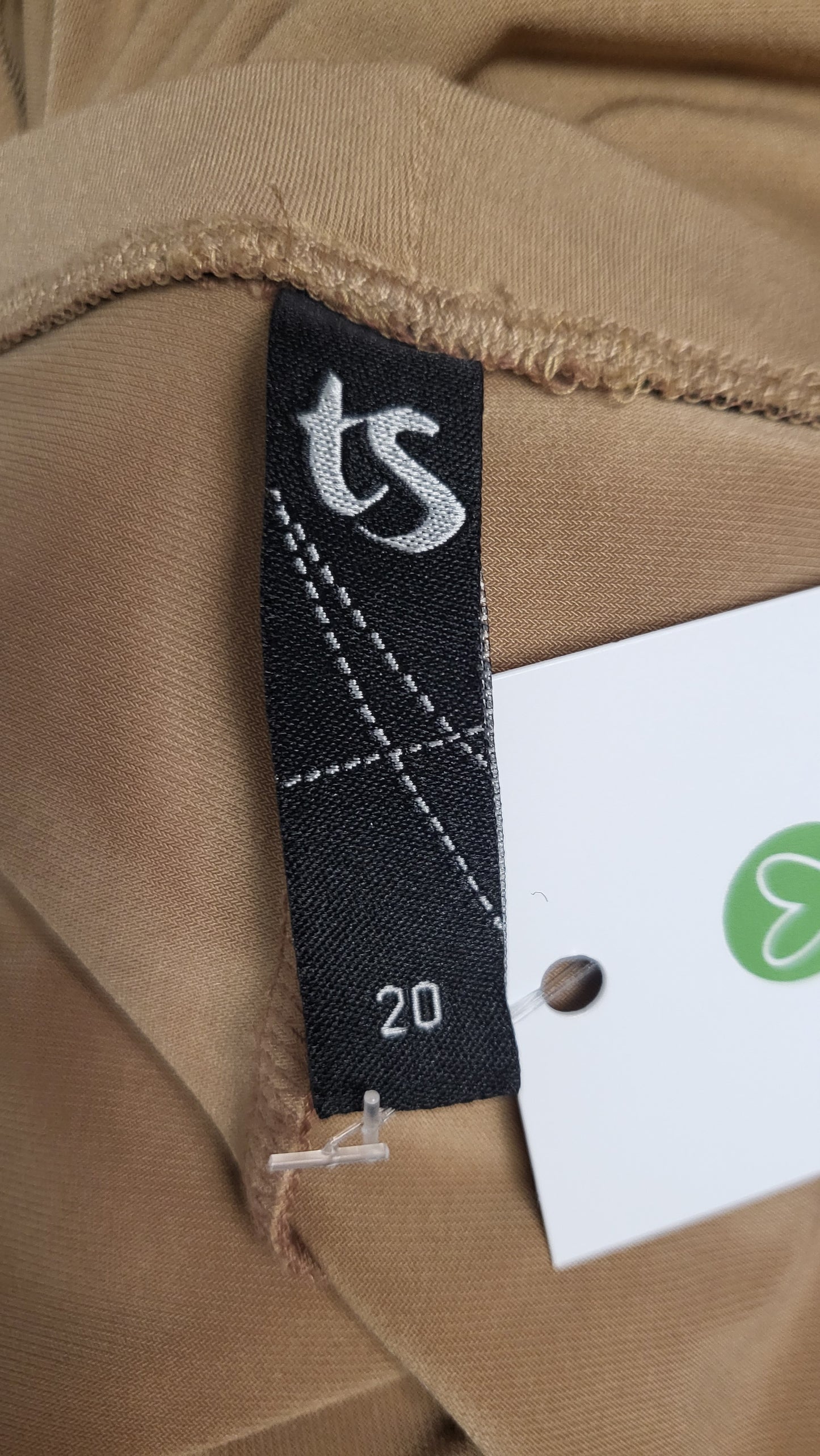 TS Camel 3/4 Pants (20)