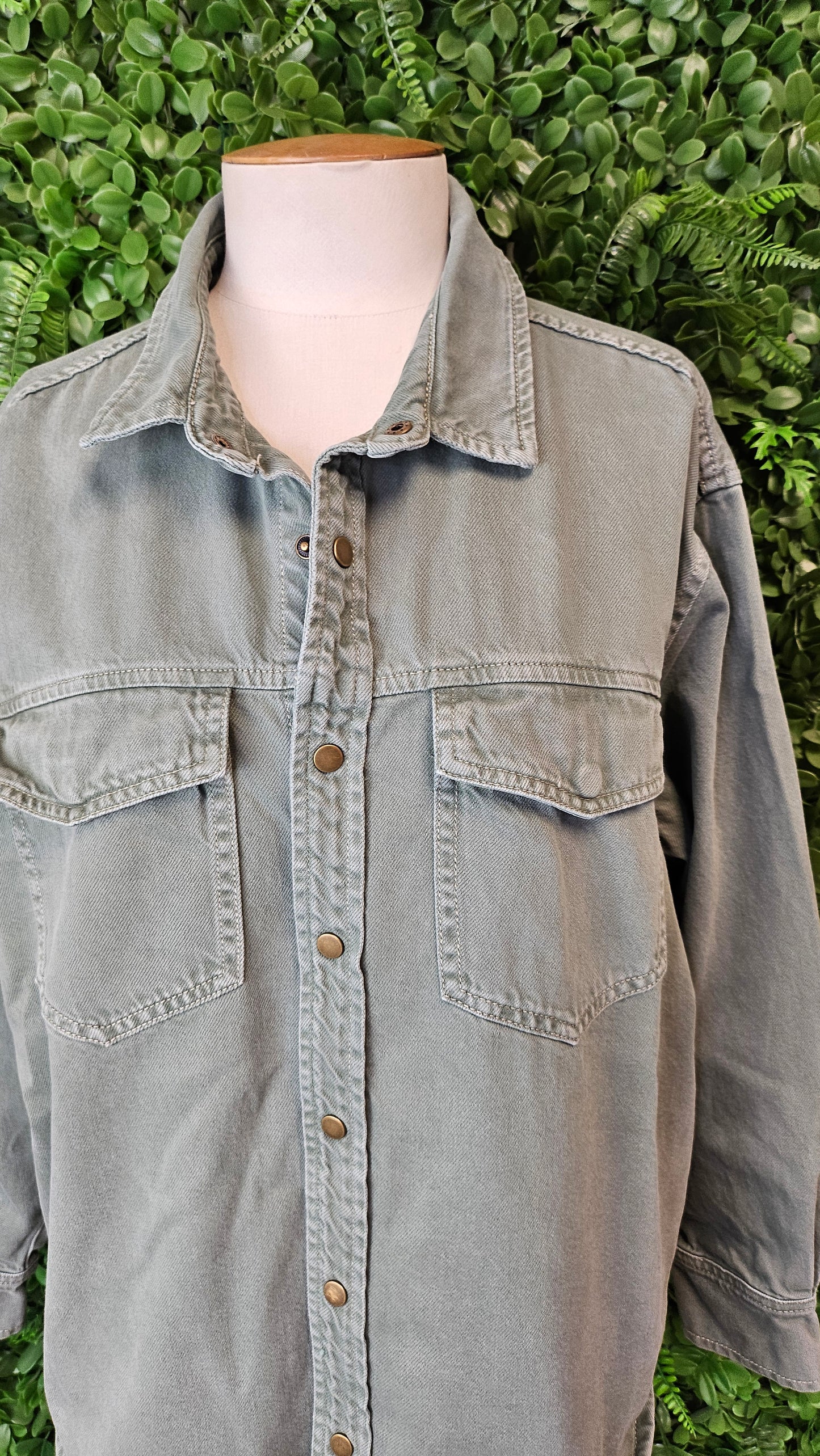 Foxwood Green Denim Shacket (12)