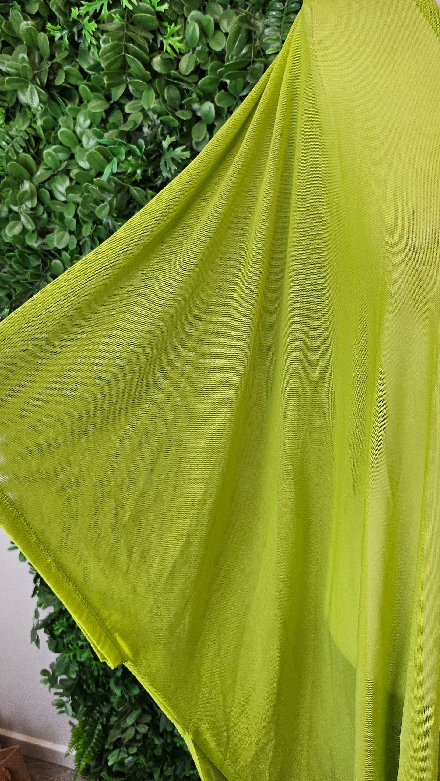 TS Lime Mesh Overlay Top BNWT (20-22)