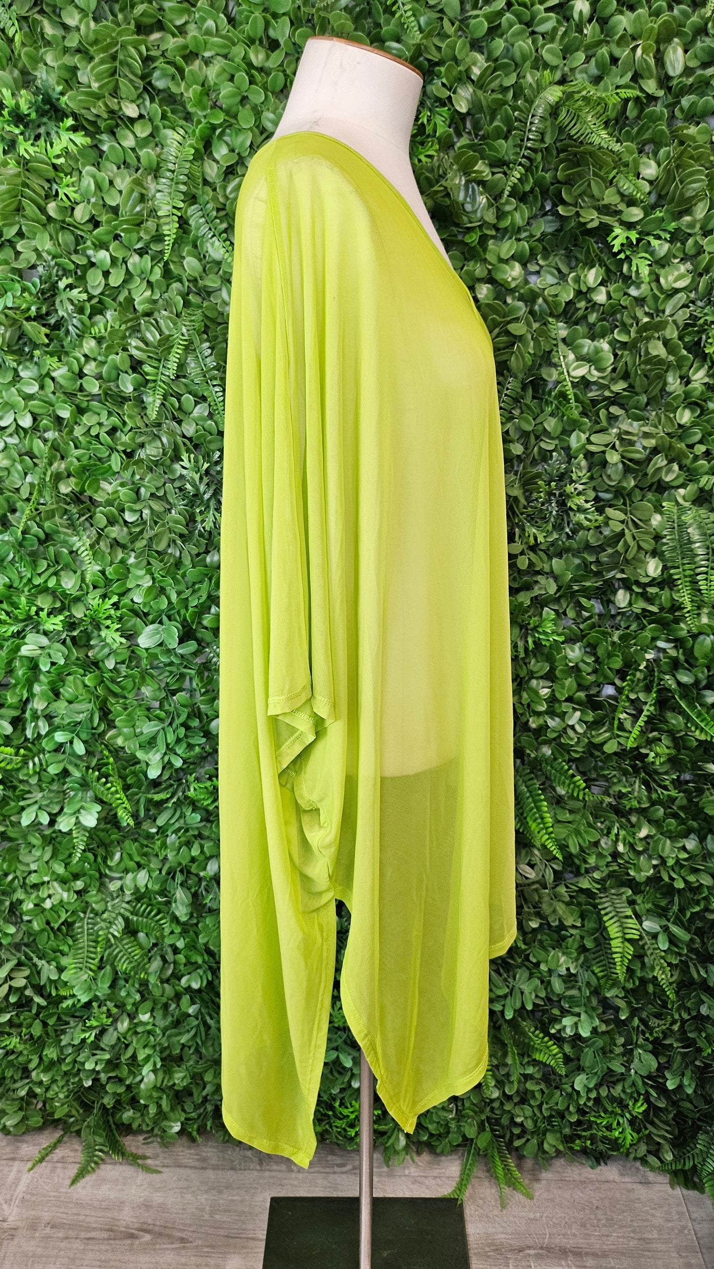 TS Lime Mesh Overlay Top BNWT (20-22)