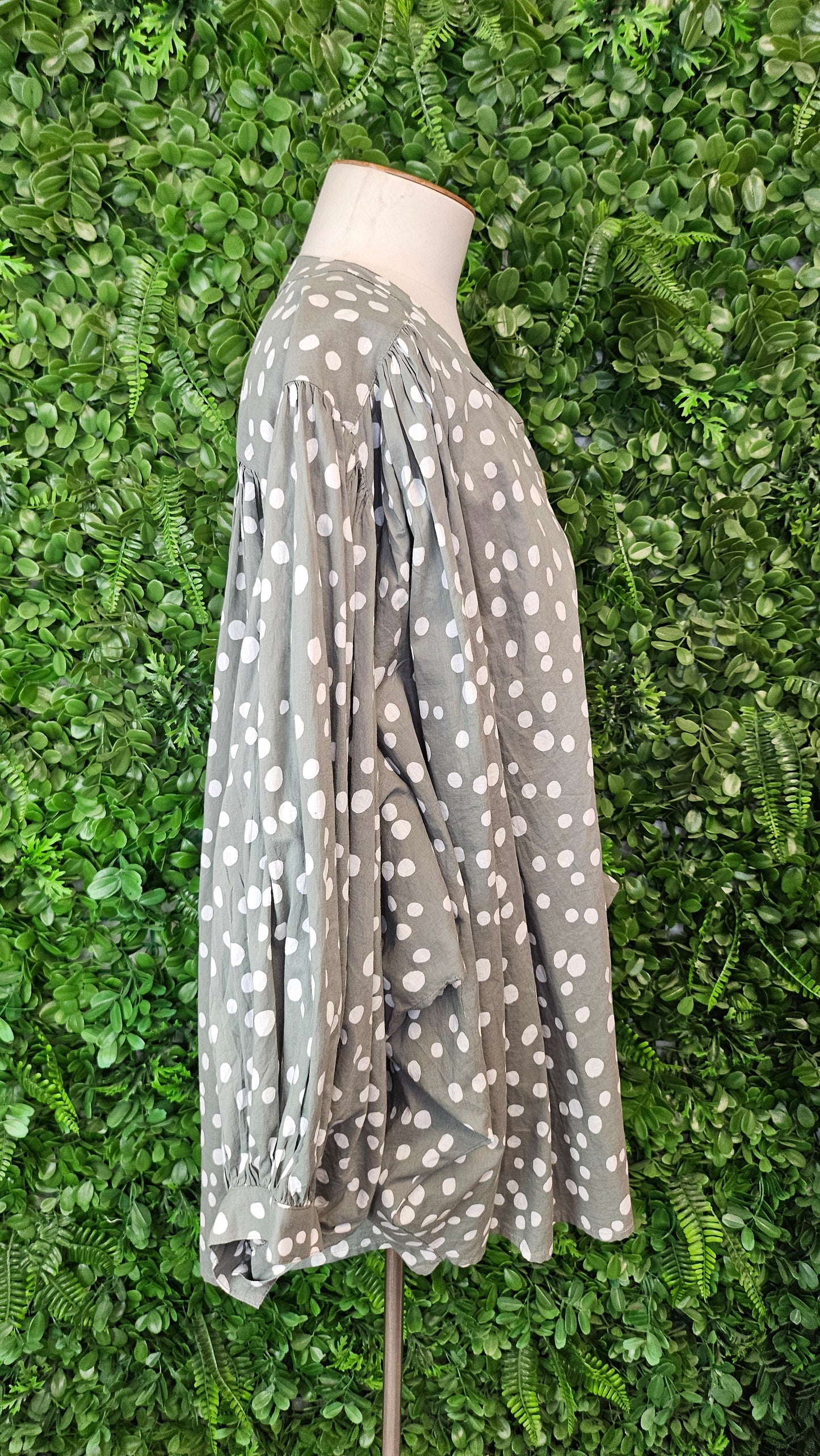 K+K Sage Spot Blouse (20-22)