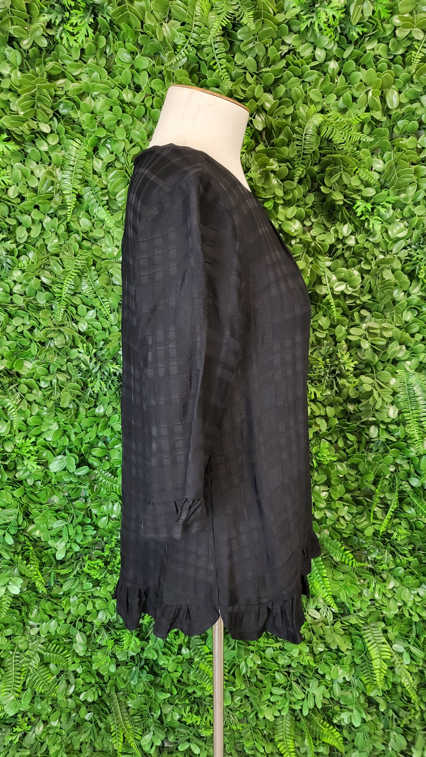Foil Black Frill Hem Top (10)