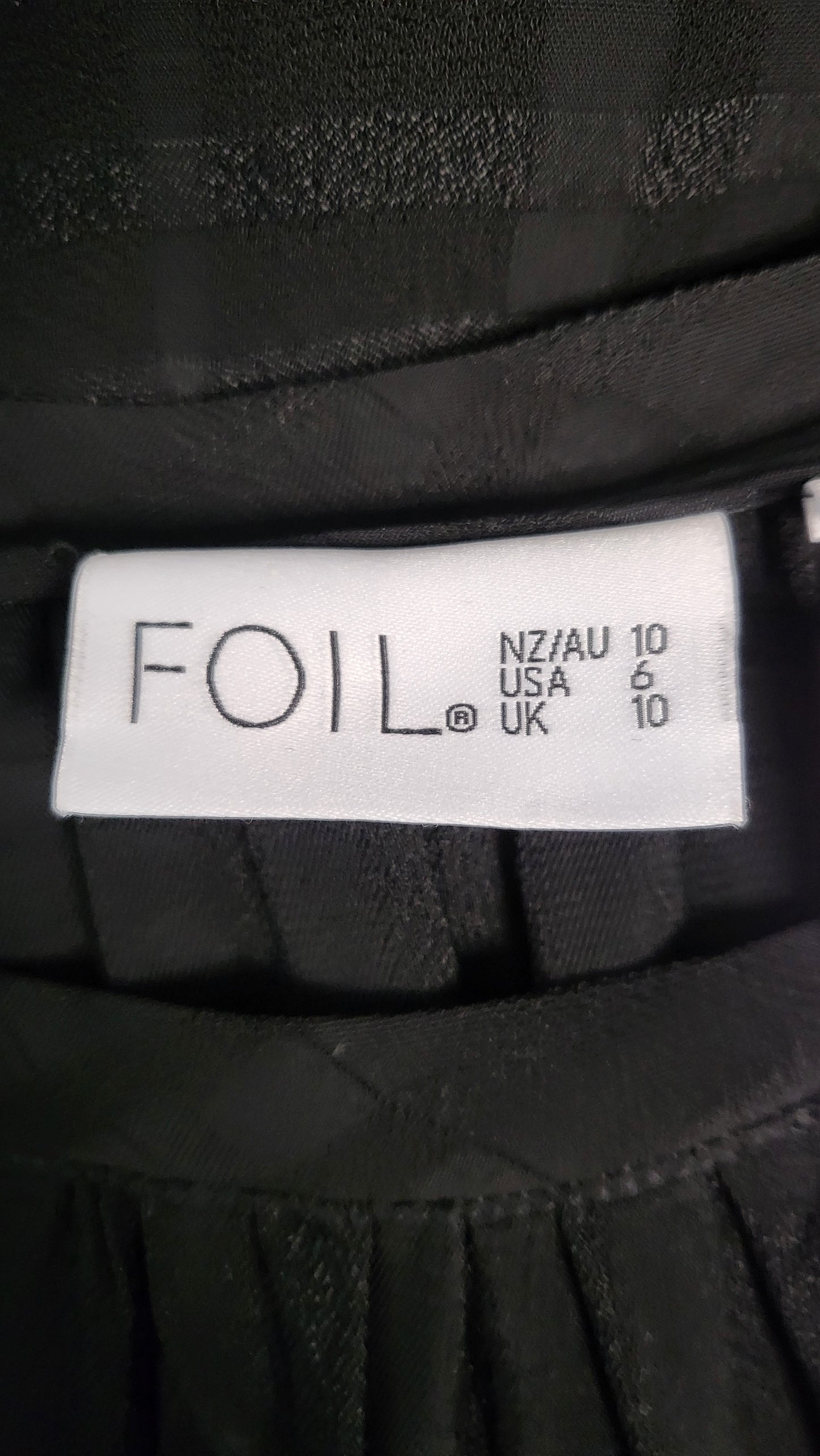 Foil Black Frill Hem Top (10)