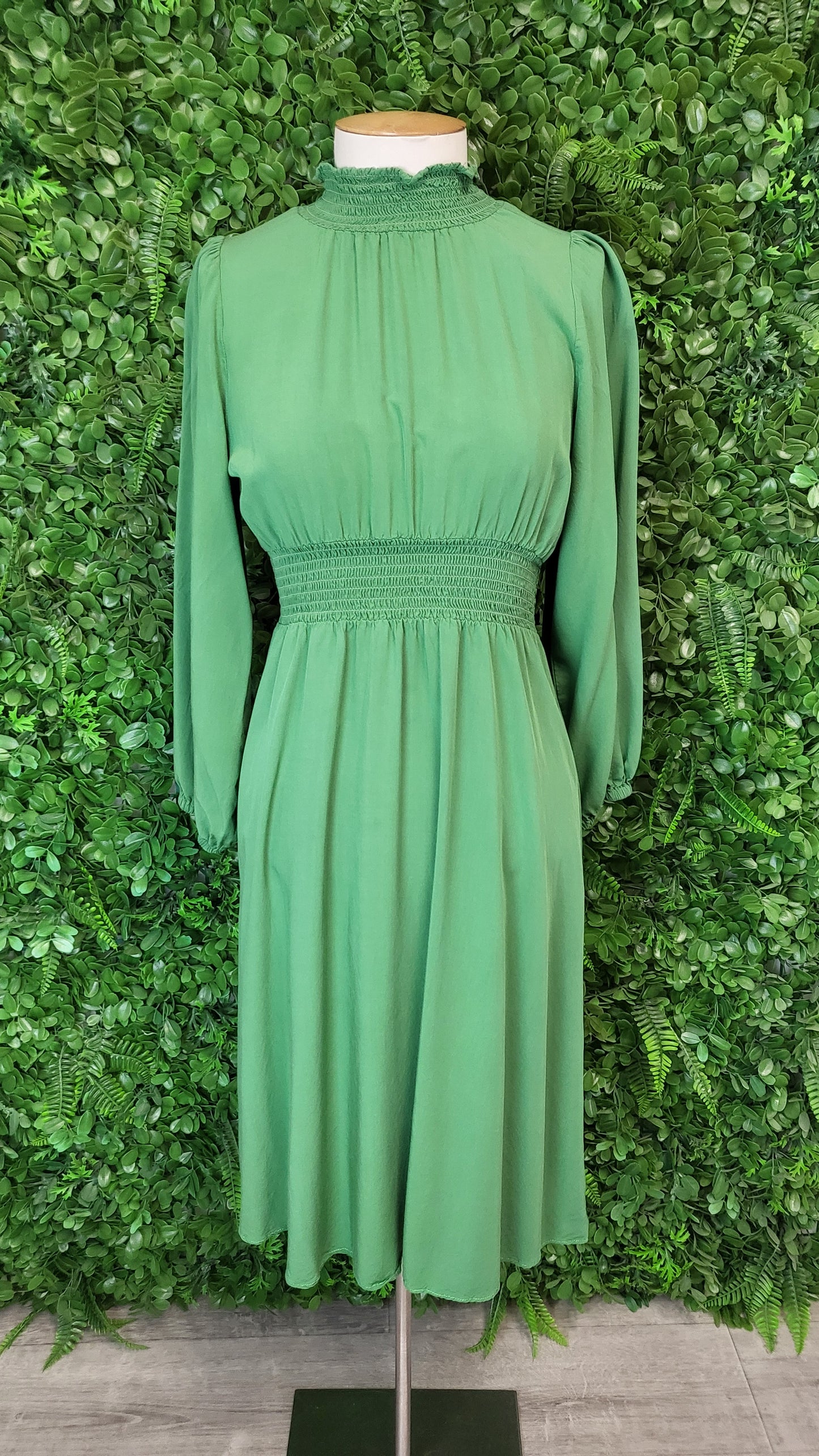 Stella+Gemma Green Midi Dress (8)