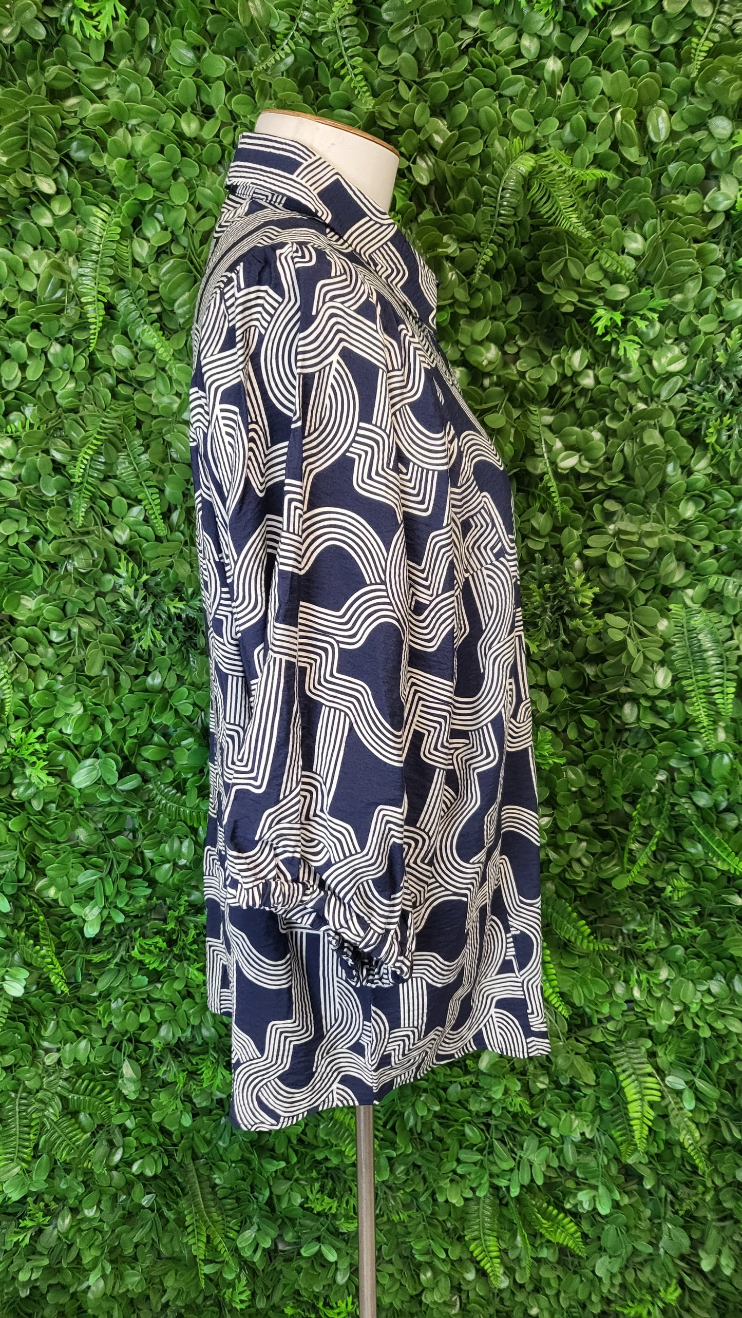 Betty Basics Navy/Taupe Geo Print Shirt (14)