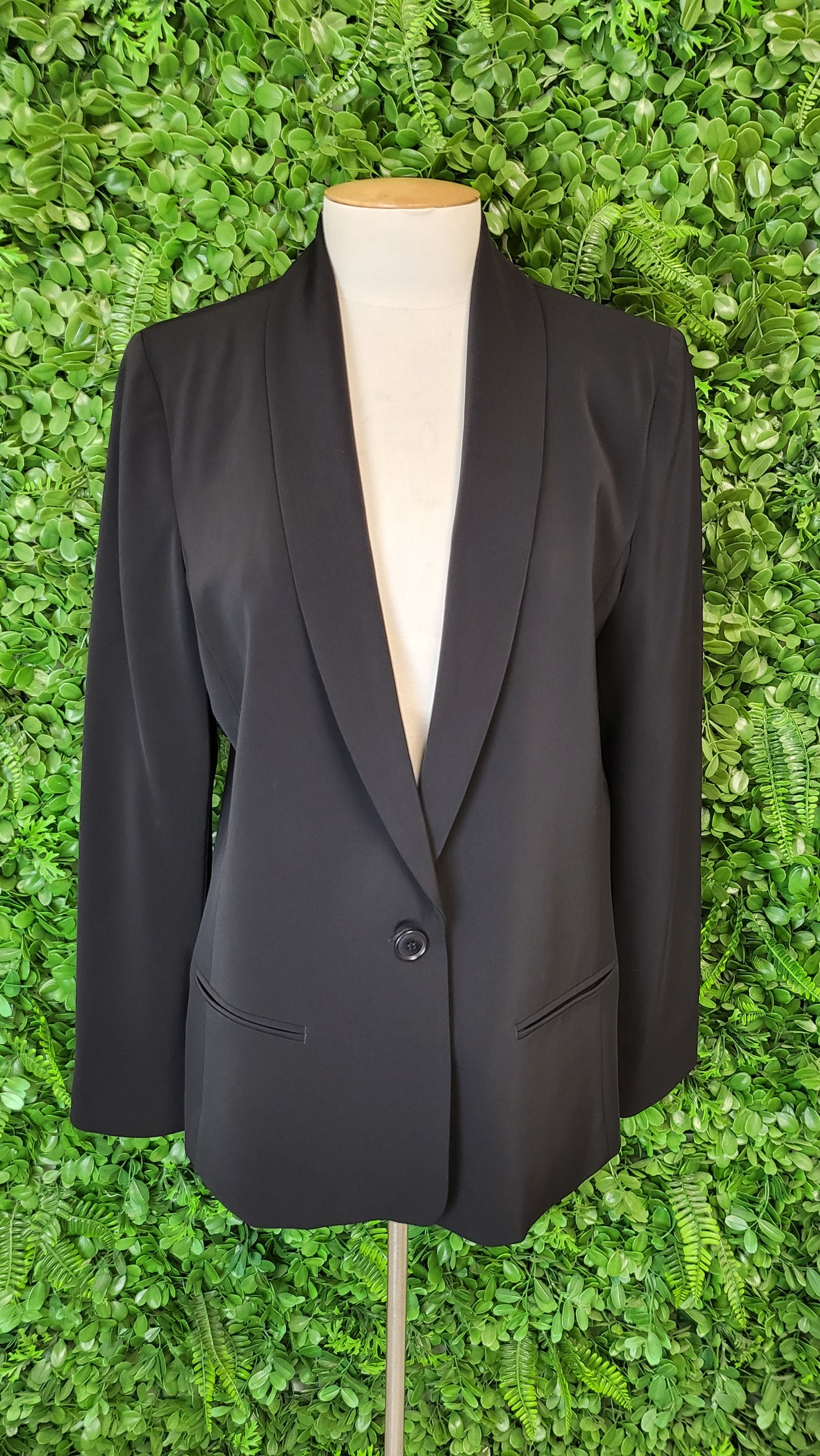 Helen Cherry Black Dress Blazer (12-14)