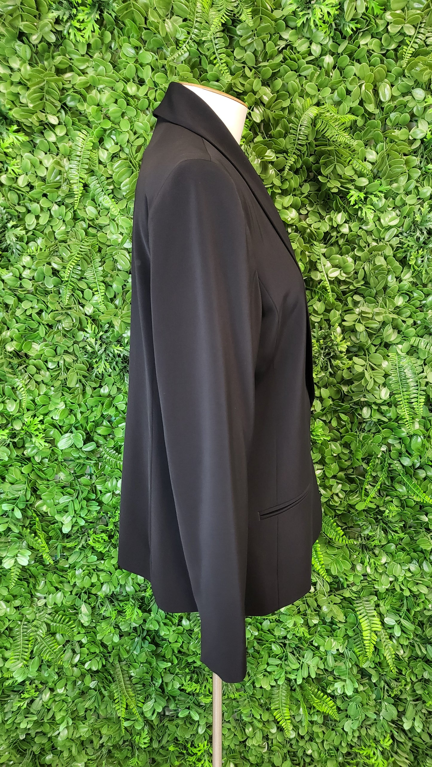 Helen Cherry Black Dress Blazer (12-14)
