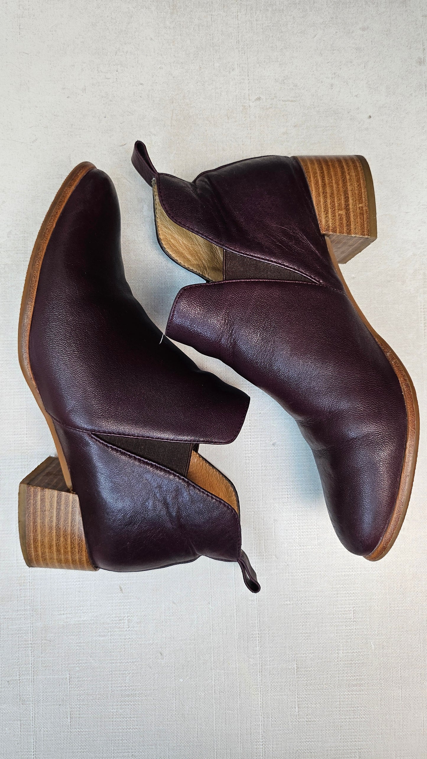 Bresley Plum Leather Boot (36)