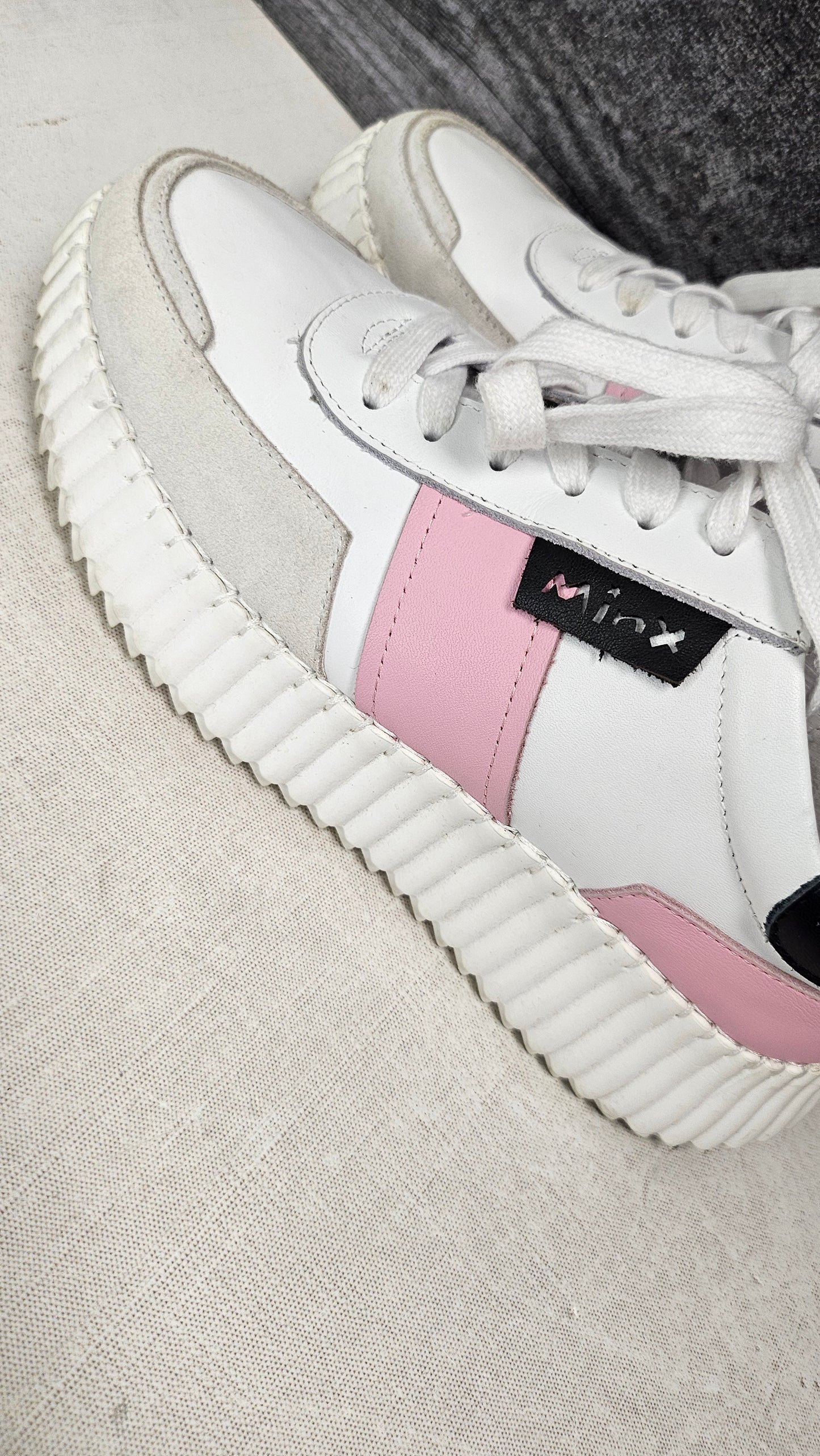 Minx White Leather Racer Sneaker (38)