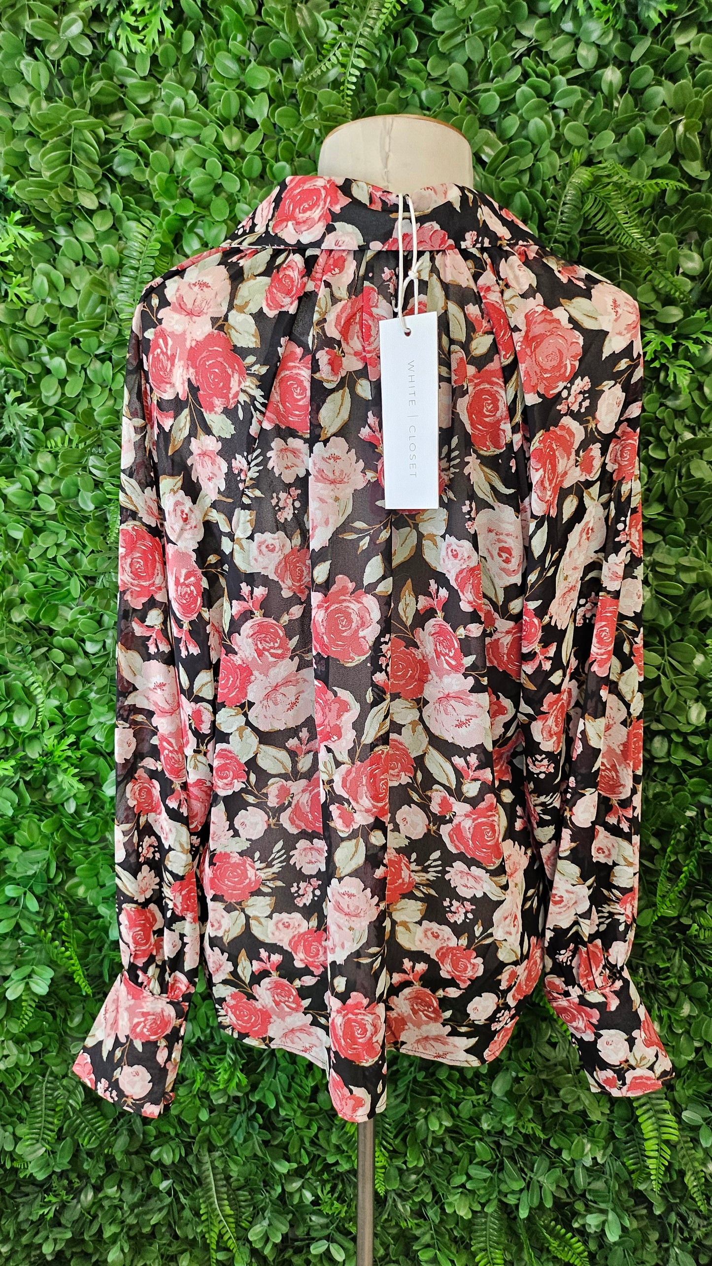 White Closet Floral Blouse BNWT (12)