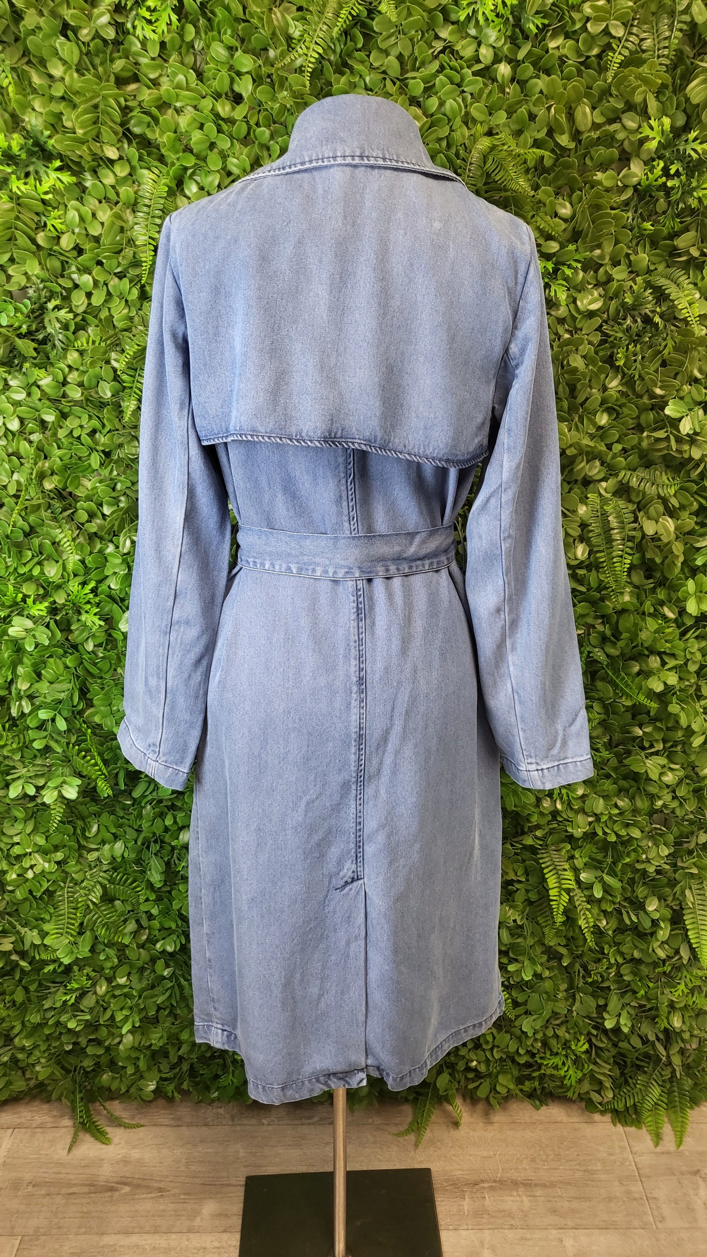 Max Blue Denim Trenchcoat (8)