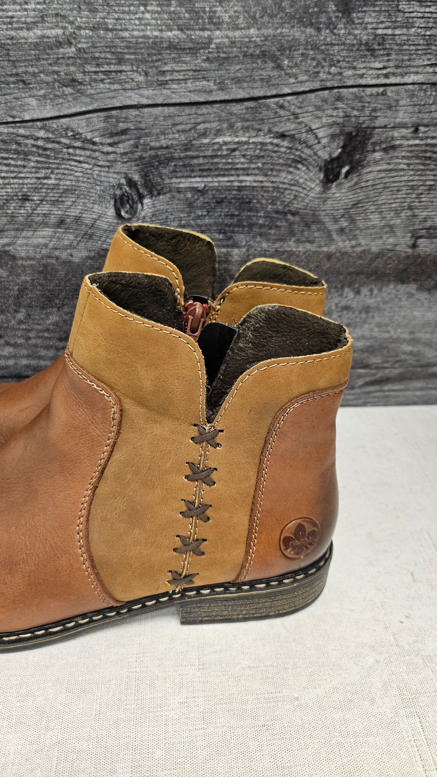 Rieker Tan Ankle Boot (41)