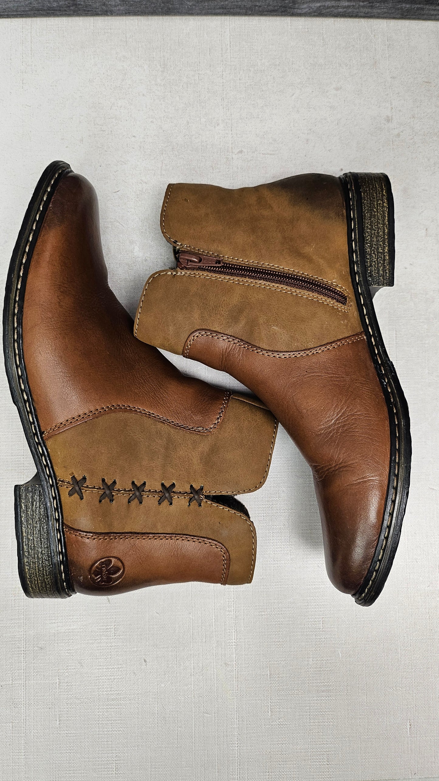 Rieker Tan Ankle Boot (41)