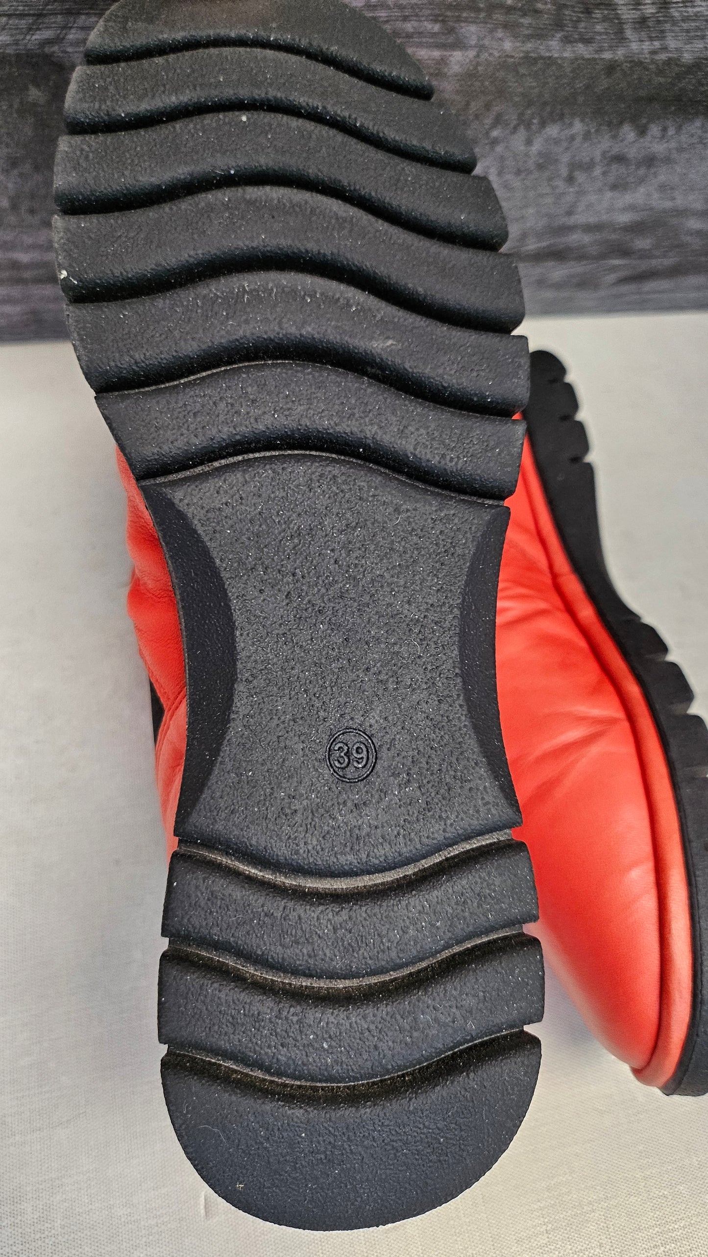 Hot Pulse Red Leather Ankle Boot (39)