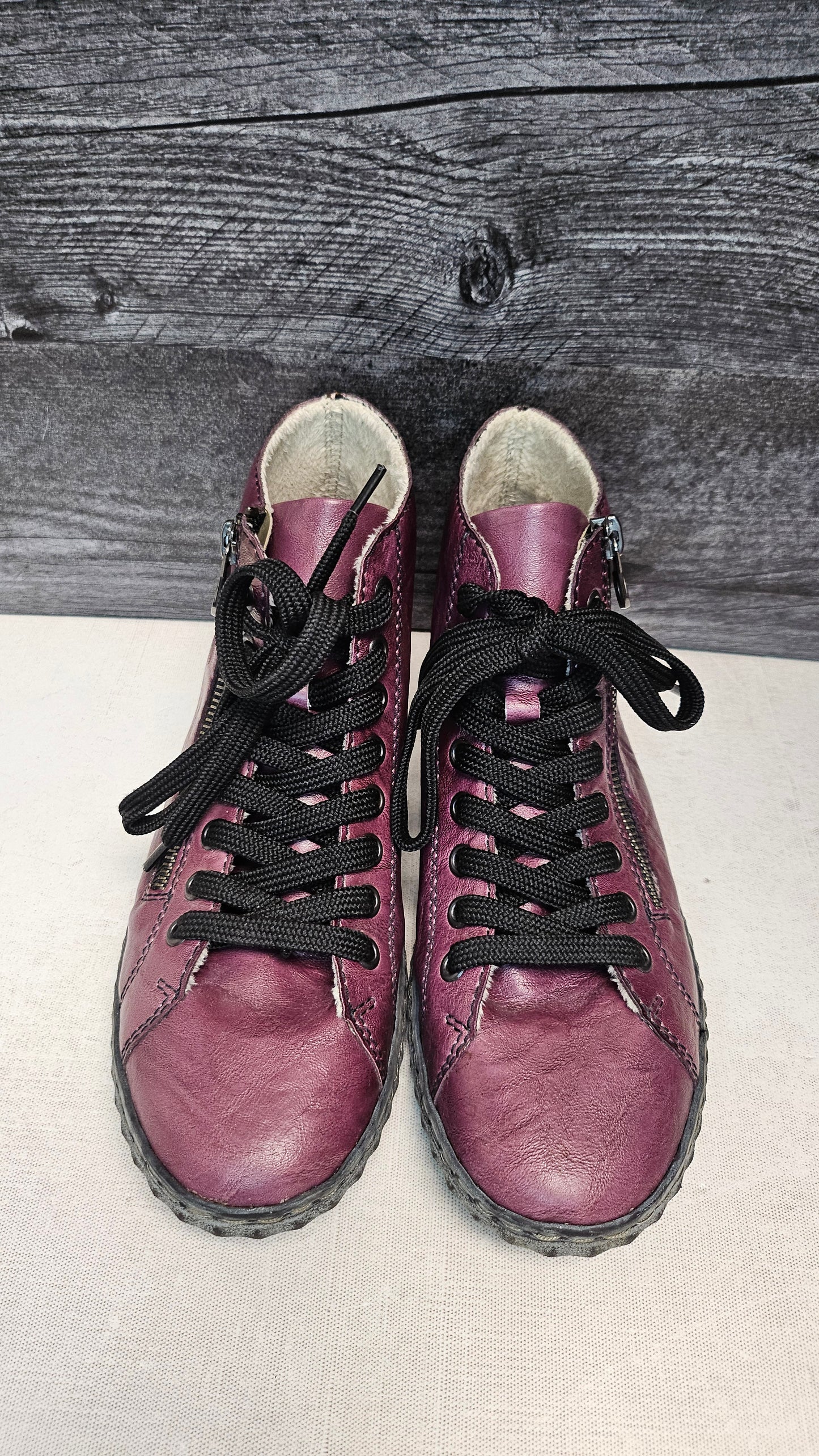 Rieker Plum Leather Bootie (39)
