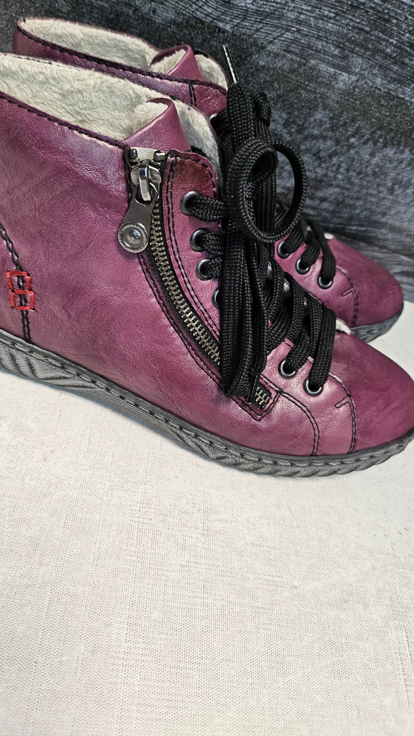 Rieker Plum Leather Bootie (39)